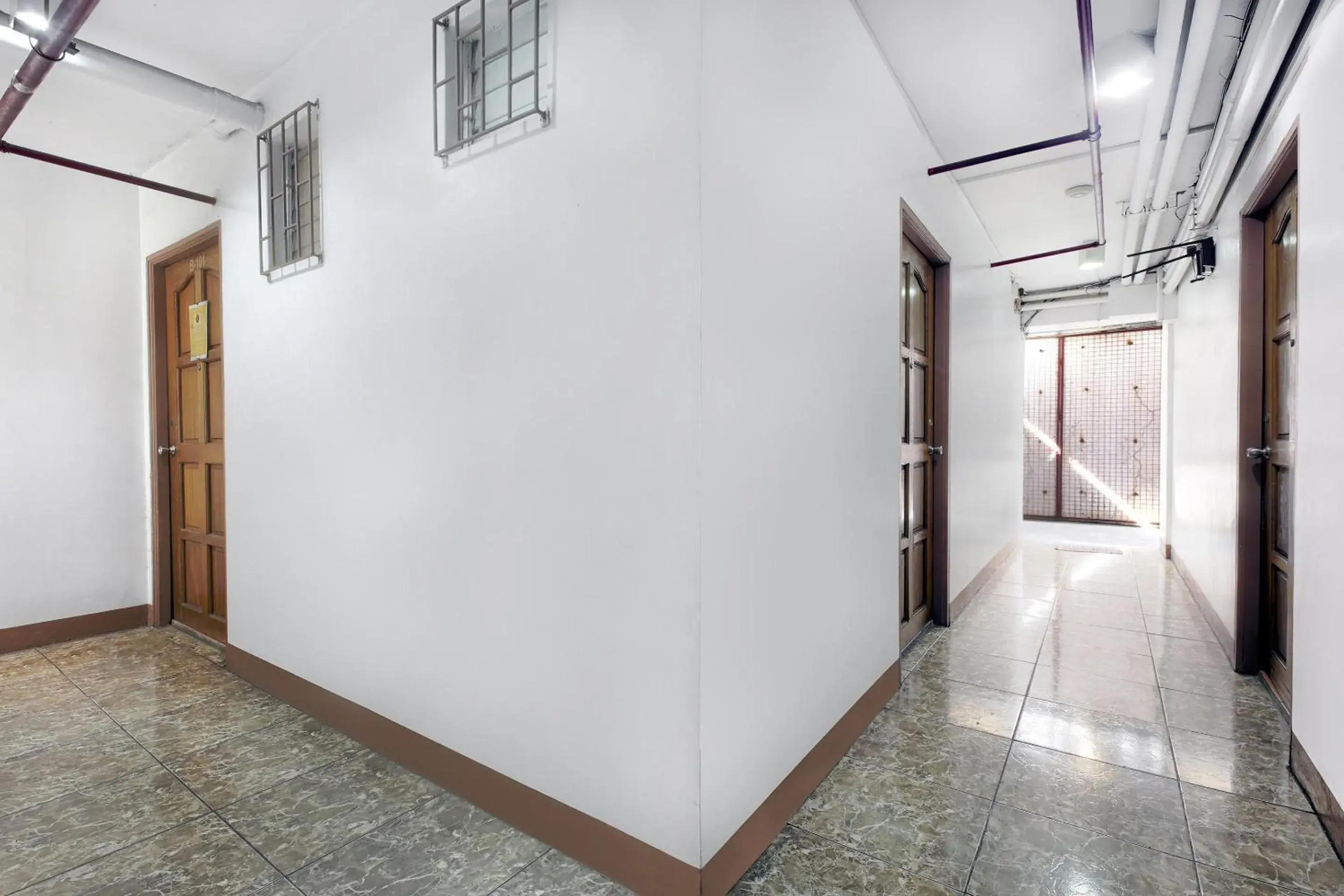 Lobby or reception in OYO 859 City Stay Inns Pasong Tamo Lobby or reception in OYO 859 City Stay Inns Pasong Tamo