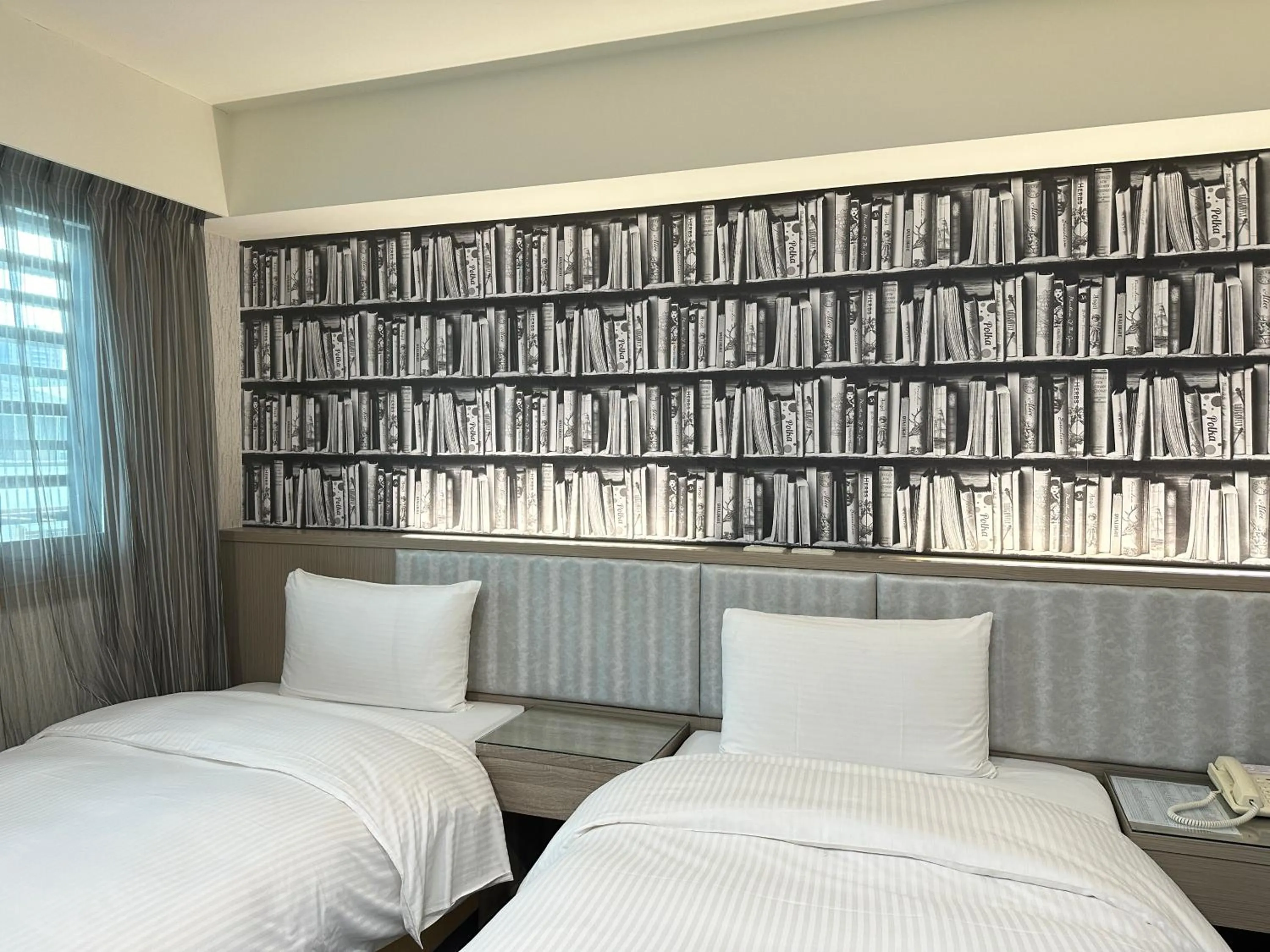 Bedroom, Bed in Mei Hotel