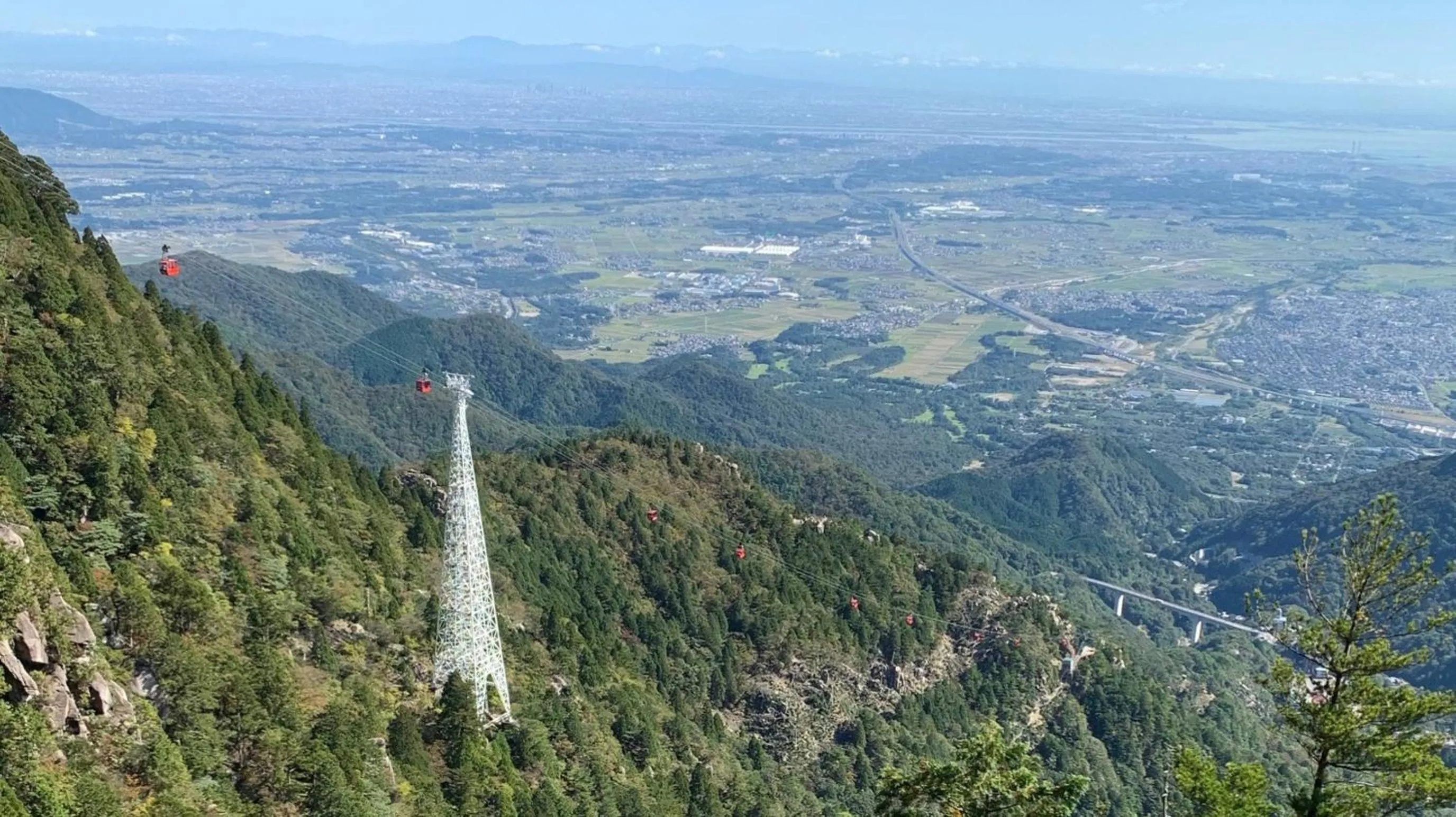 Mountain view in Hotel Yunomoto