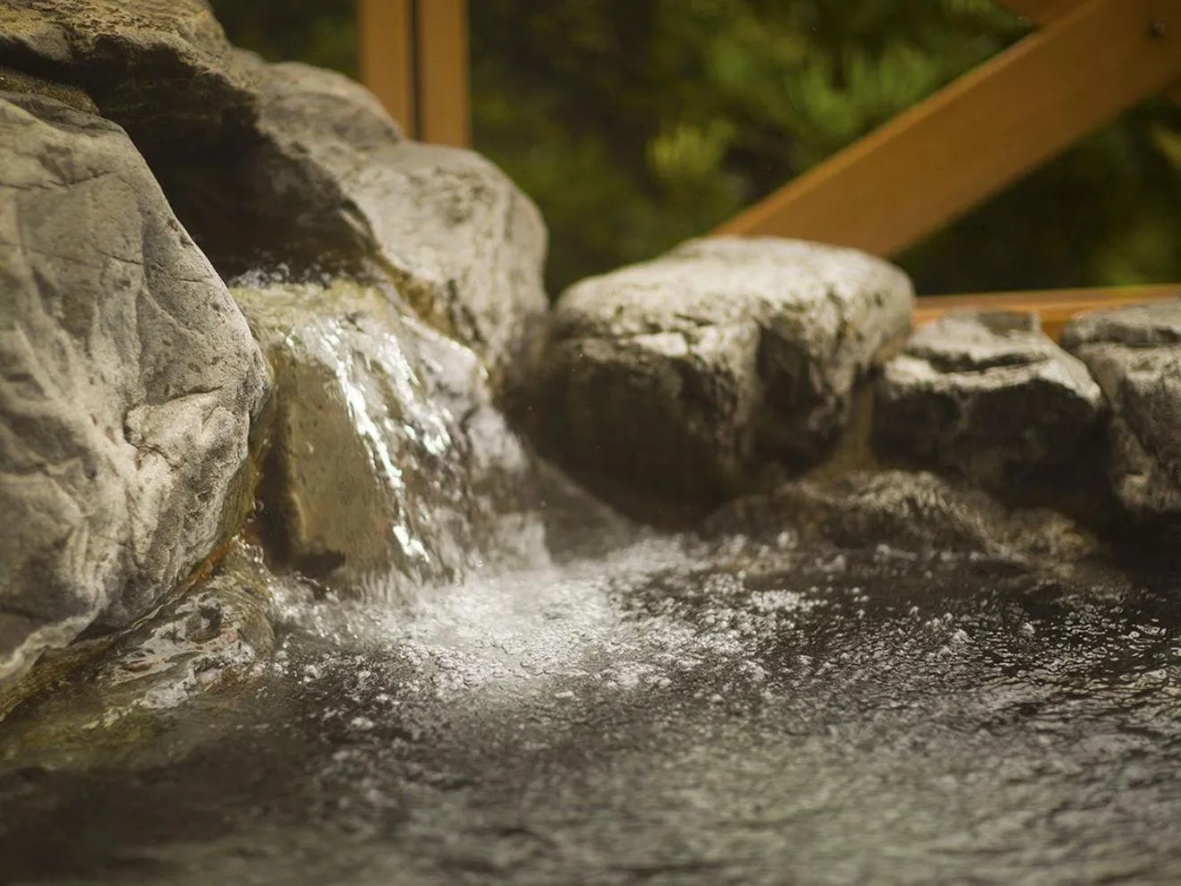 Hot Spring Bath in Hotel Yunomoto