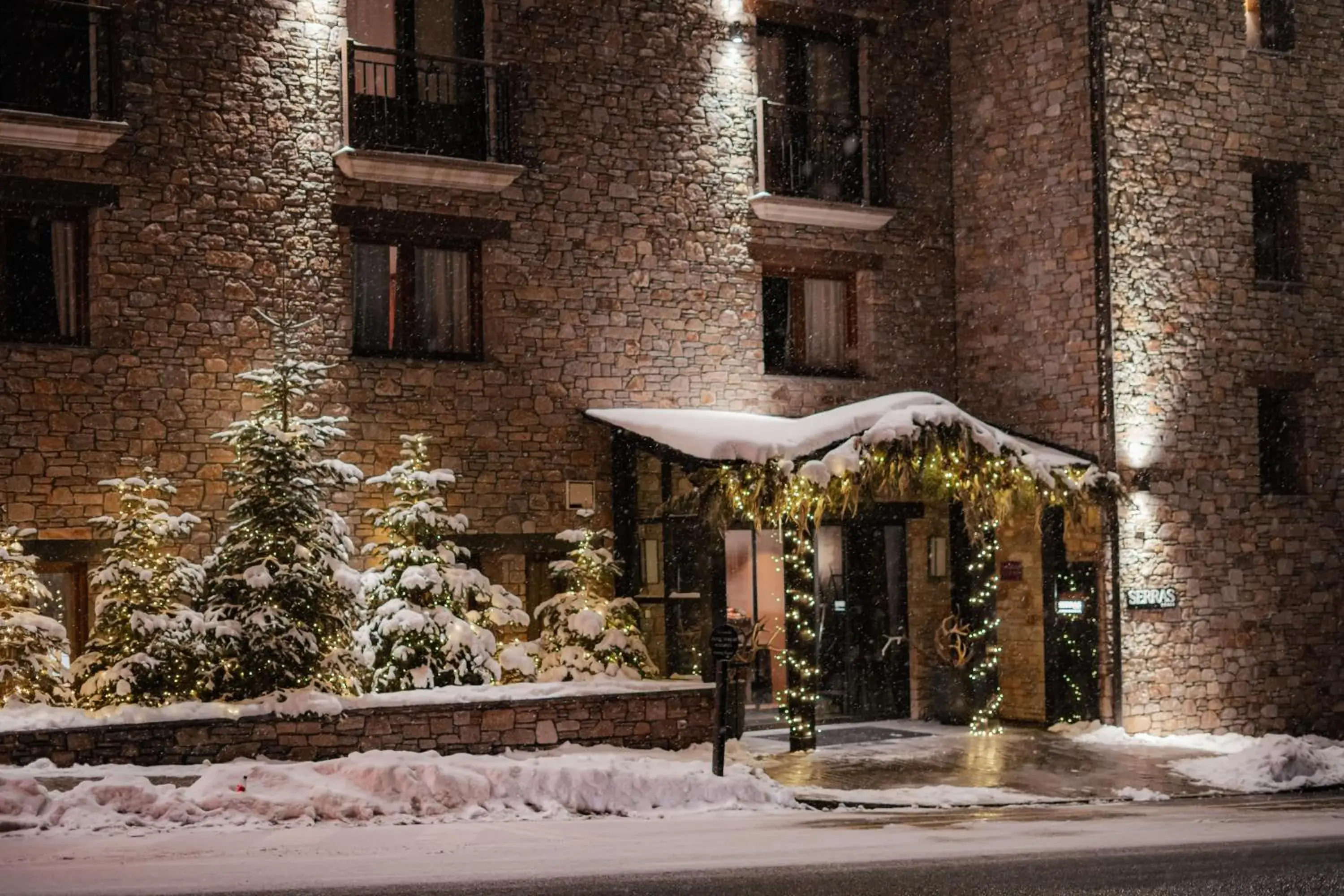 Facade/entrance in Serras Andorra Facade/entrance in Serras Andorra