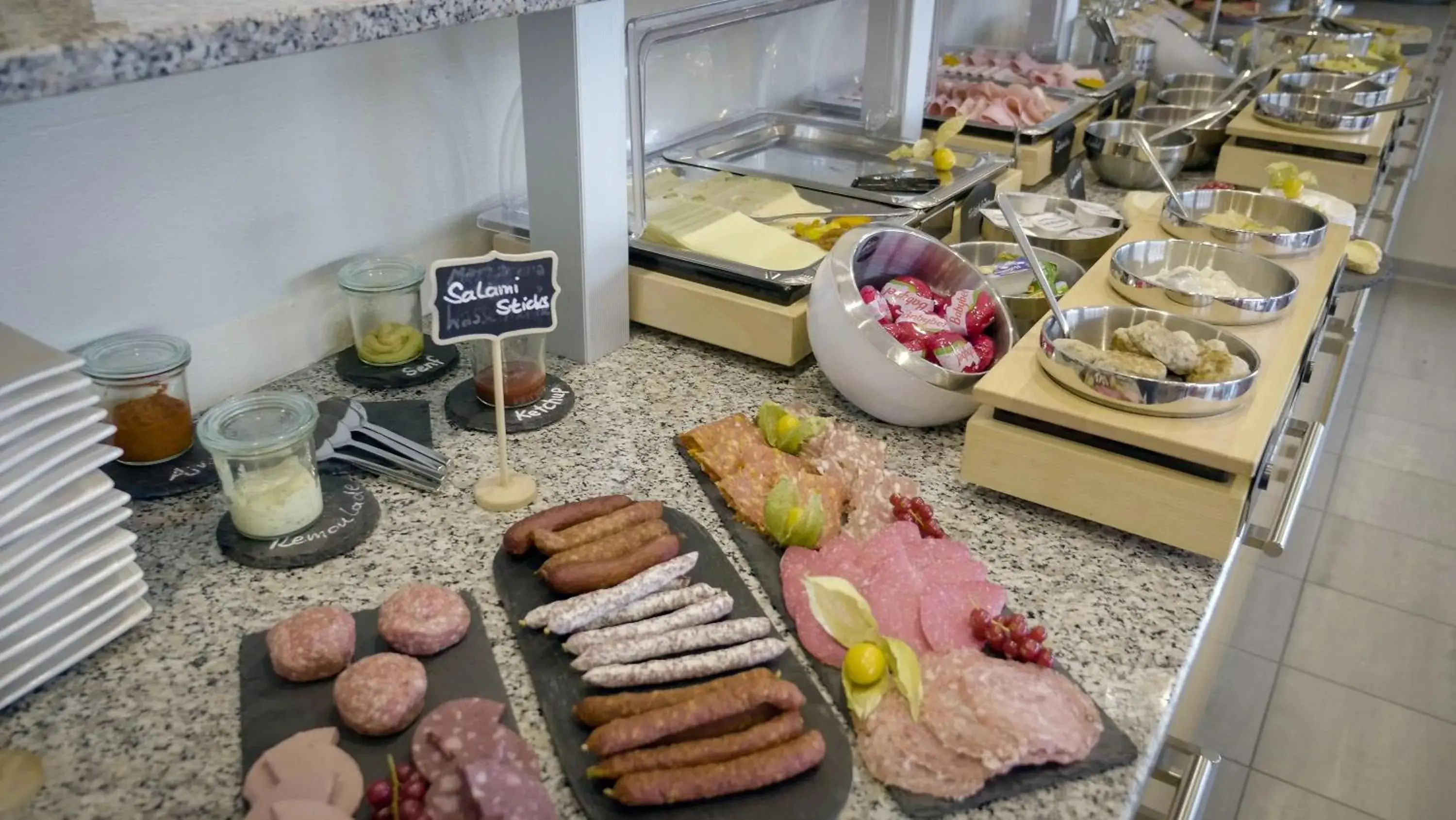 Food and drinks in Arcus Hotel München Messe Food and drinks in Arcus Hotel München Messe