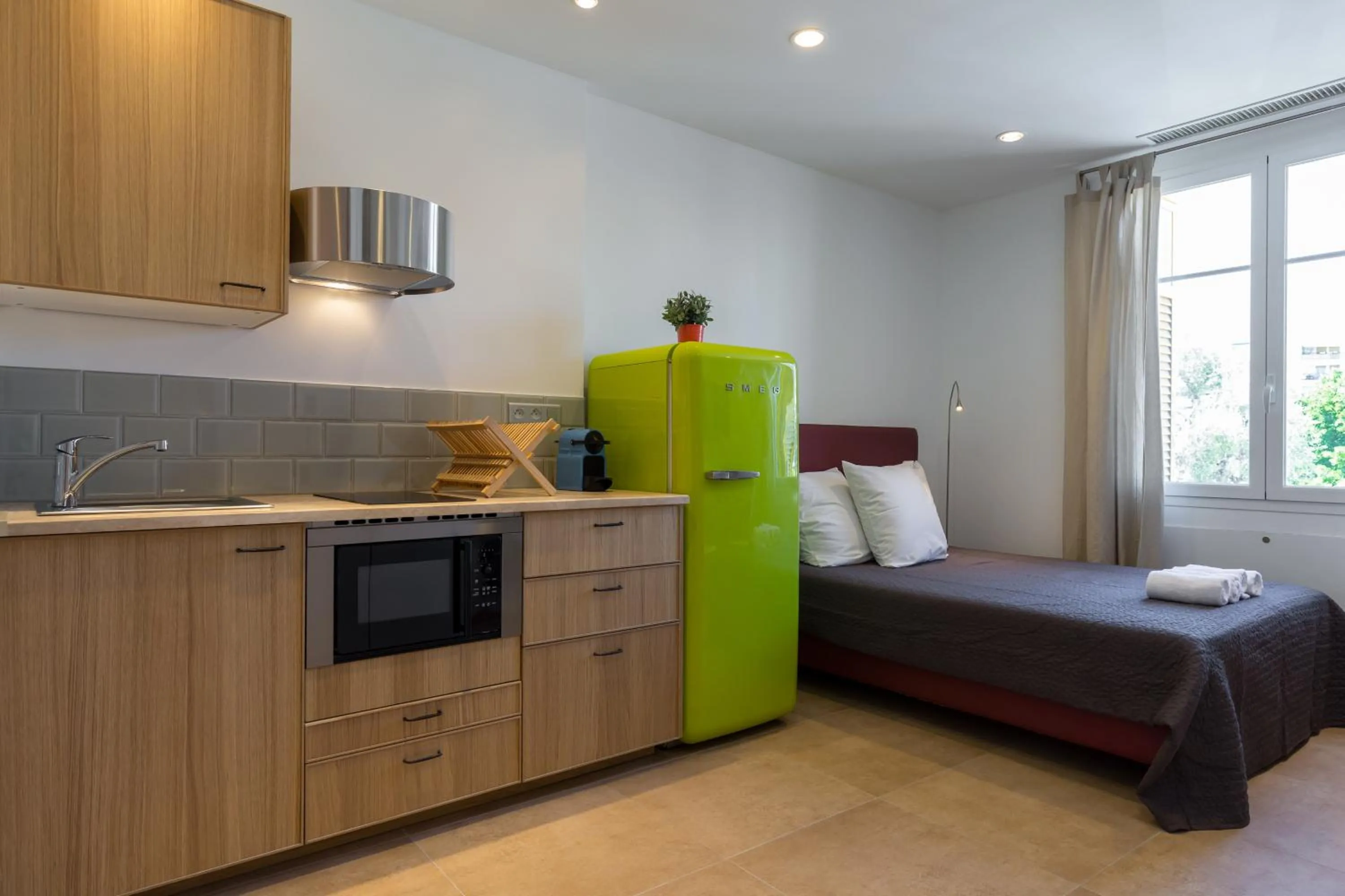 Kitchen or kitchenette, Bed in Palais Saint Pierre