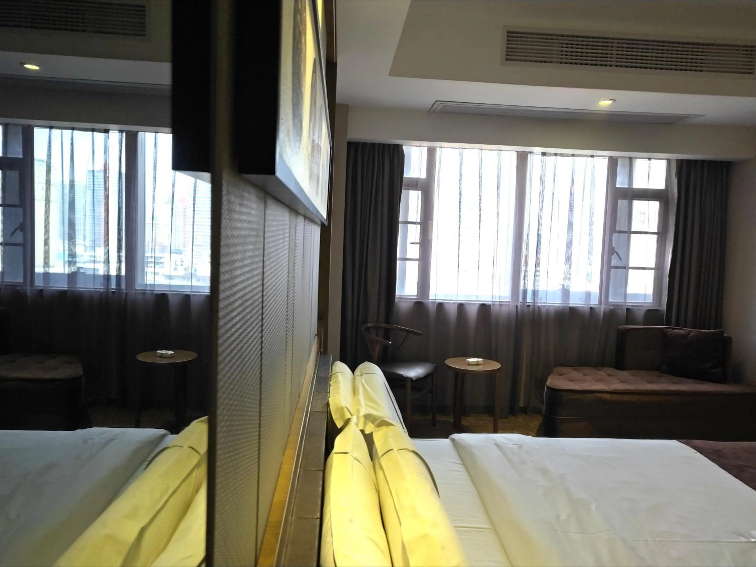 Living room in lnsail Hotel Shenzhen Luohu Port Railway Station