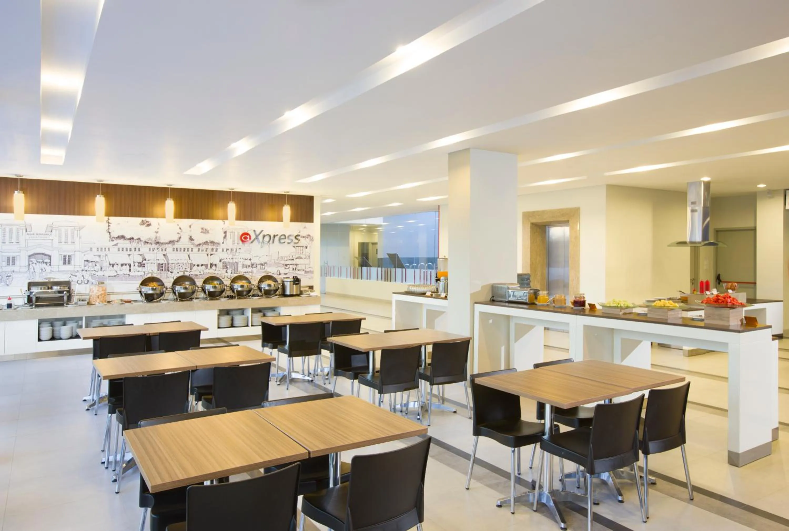 Restaurant/places to eat in Amaris Hotel Malioboro - Jogja