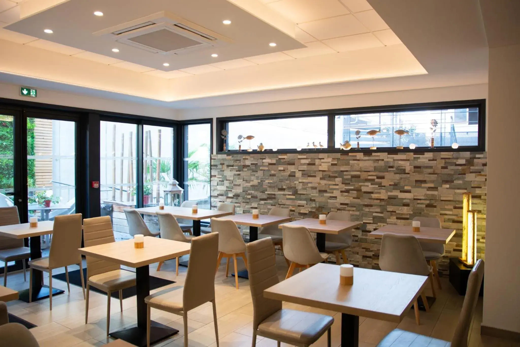 Lounge or bar in Colmar Hotel Lounge or bar in Colmar Hotel