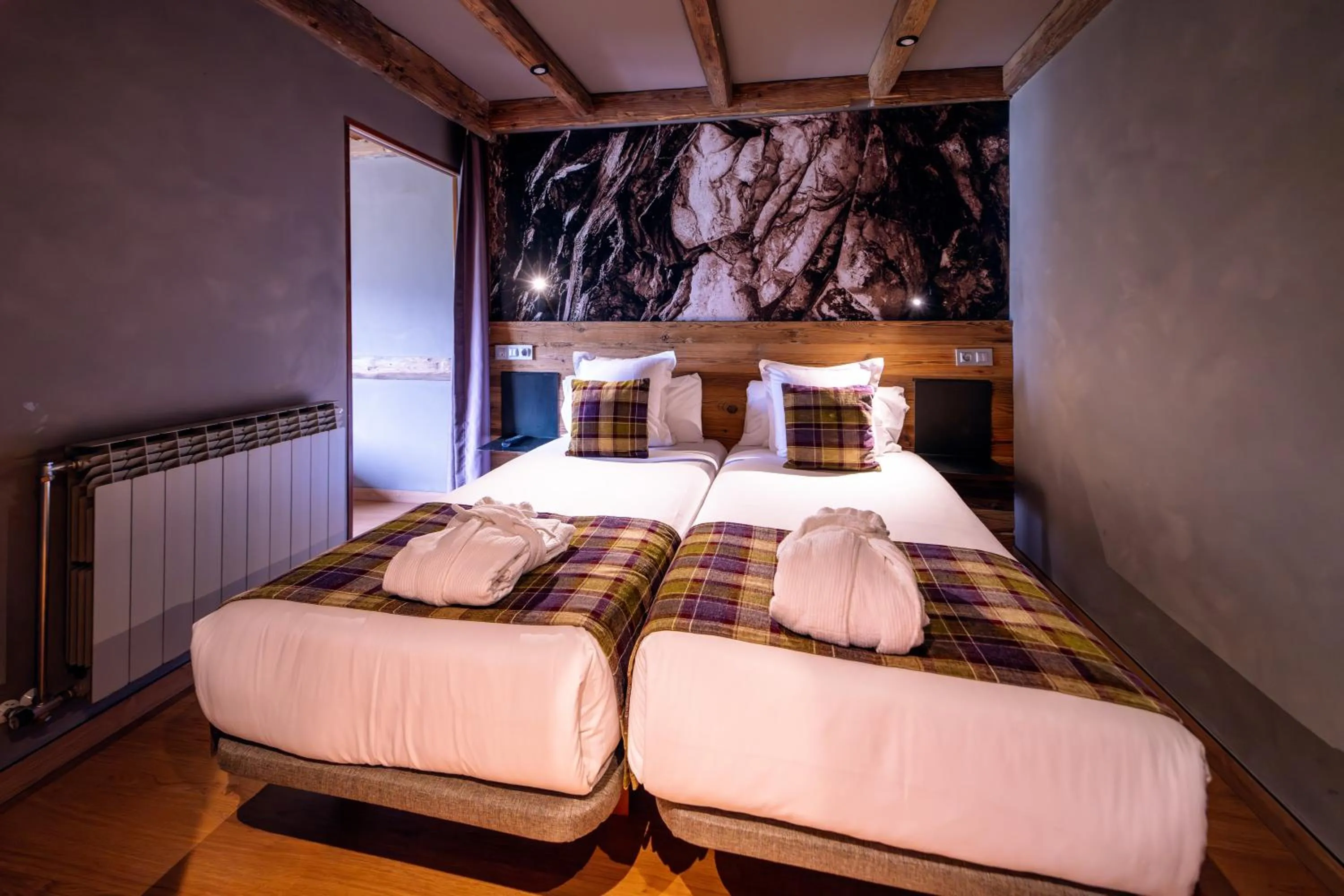 Bed in Hotel AnyosPark Mountain & Wellness Resort
