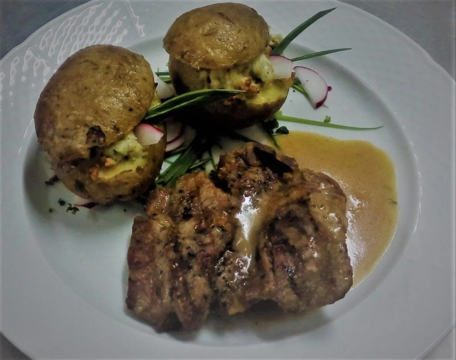 Restaurant/places to eat, Food in Hotel Amos