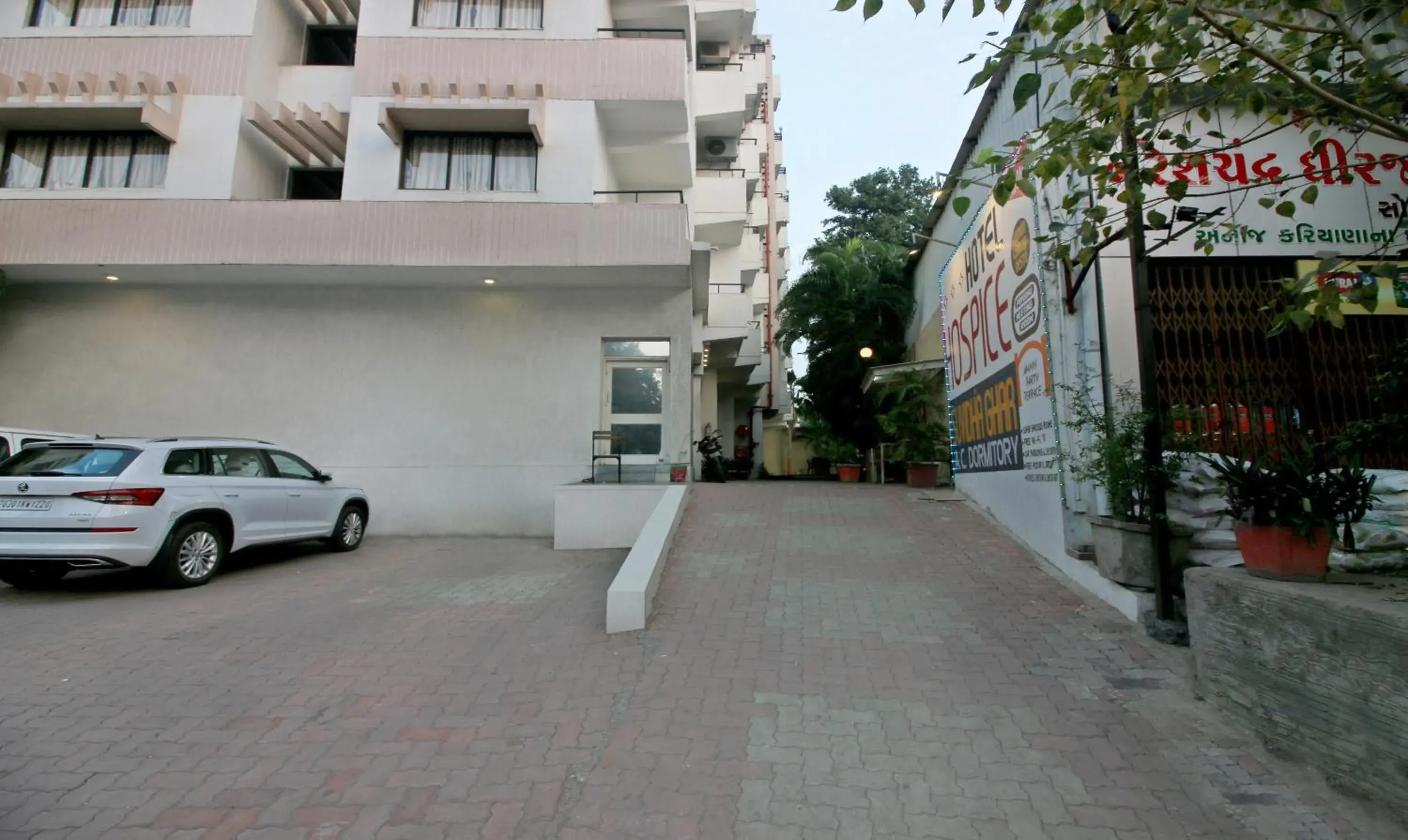 Property building in Hotel Hospice Property building in Hotel Hospice