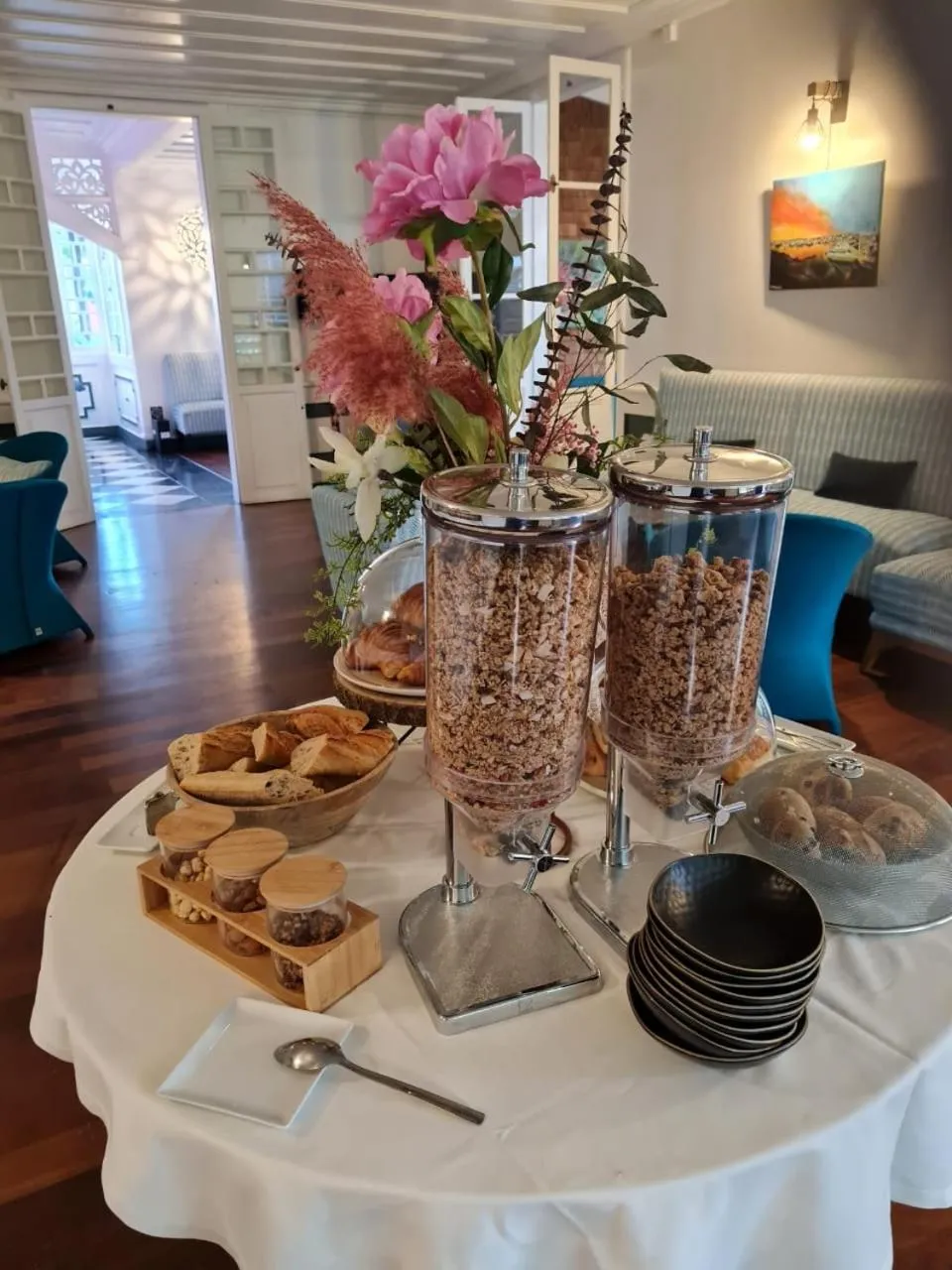 Buffet breakfast in Villa Angélique - Hôtel classé Monument Historique