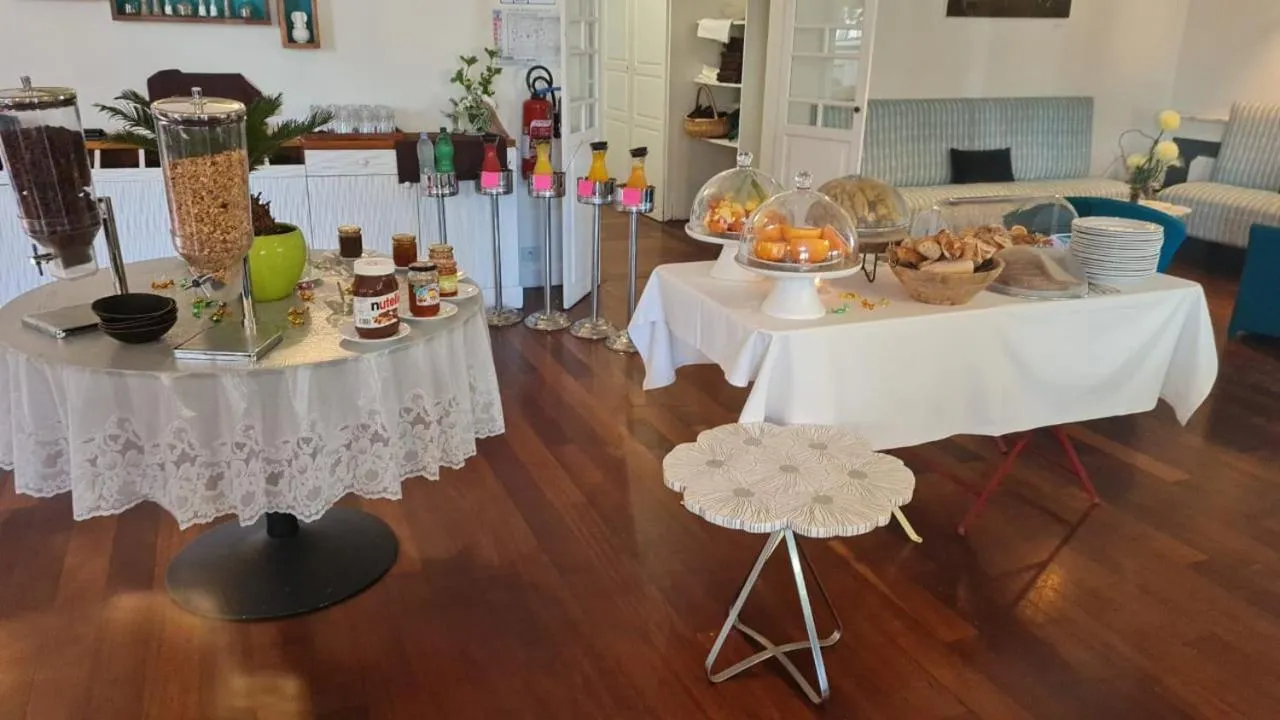 Buffet breakfast in Villa Angélique - Hôtel classé Monument Historique