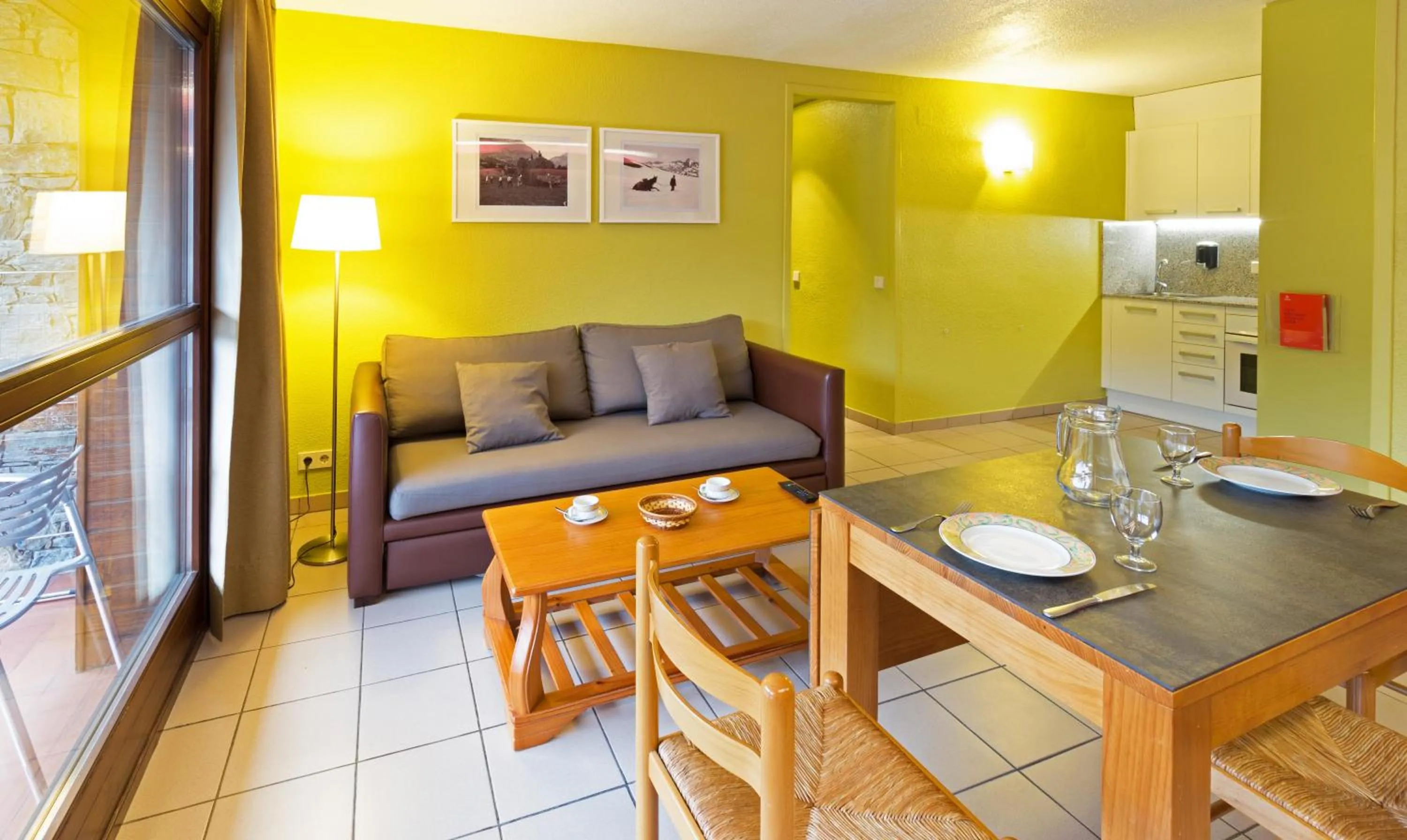 Kitchen or kitchenette in Apartaments Giberga