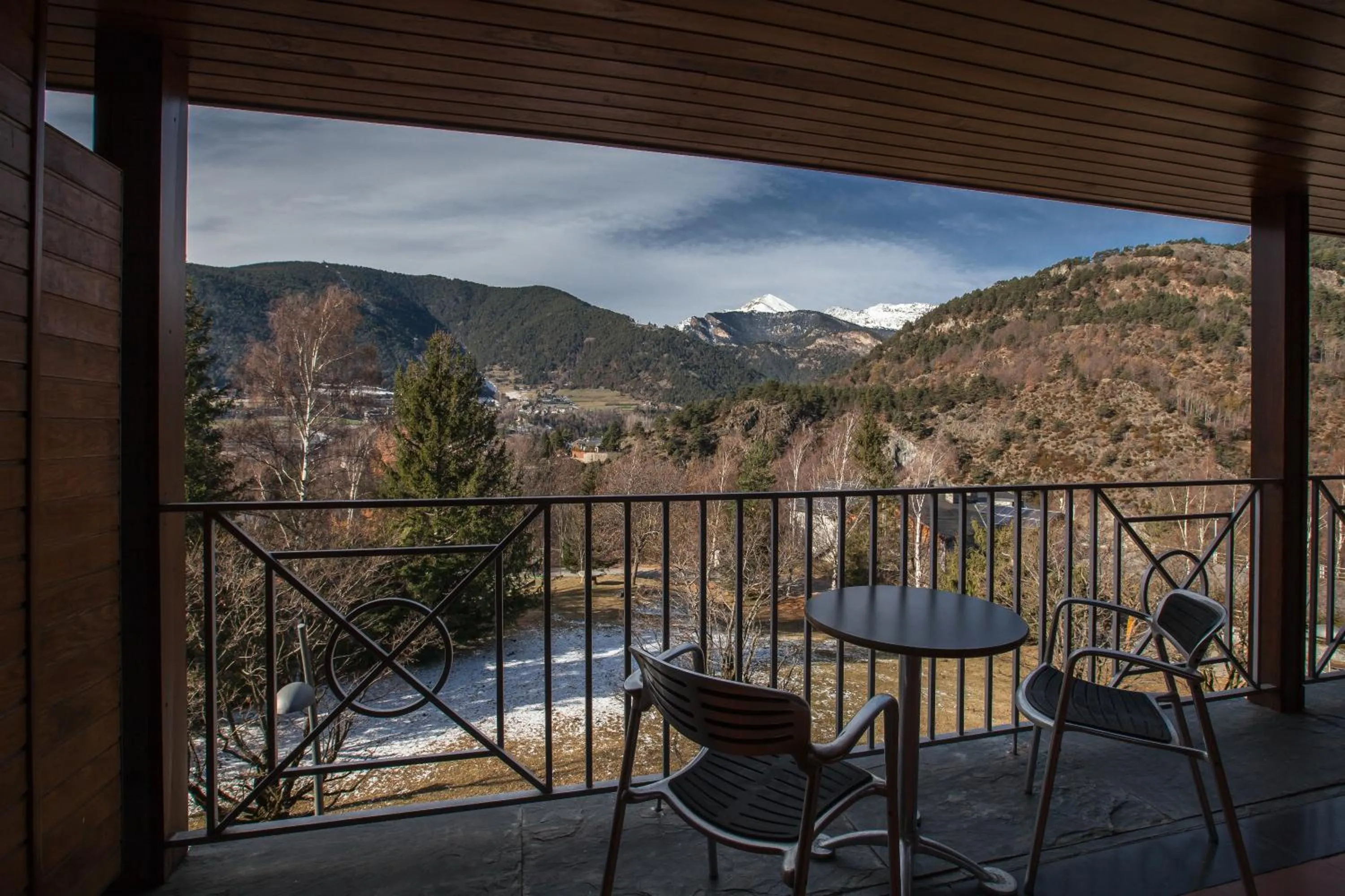 Mountain view in Apartaments Giberga