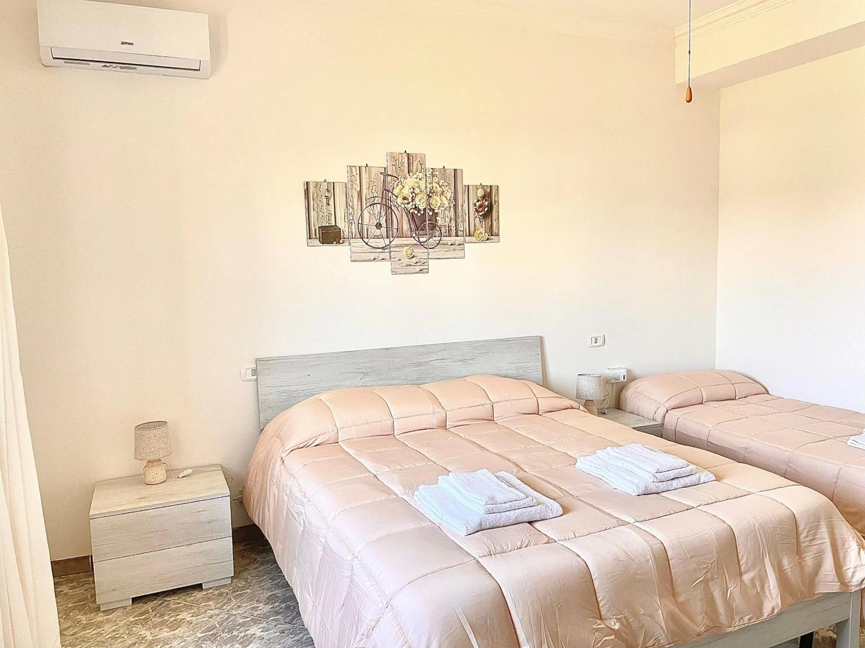 Bedroom, Bed in B&B Casa degli Ulivi