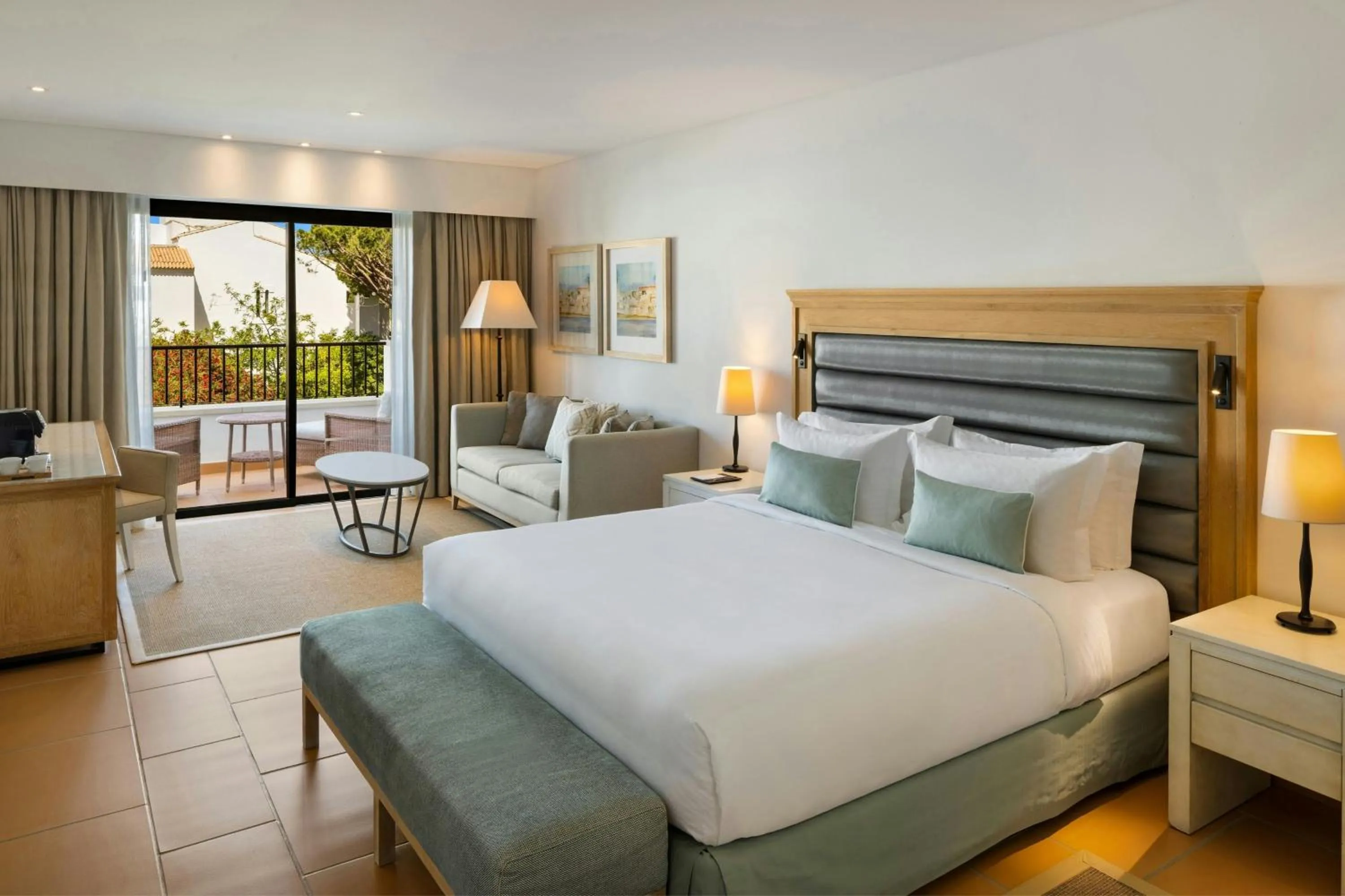 Bedroom, Bed in Pine Cliffs Ocean Suites, a Luxury Collection Resort & Spa, Algarve