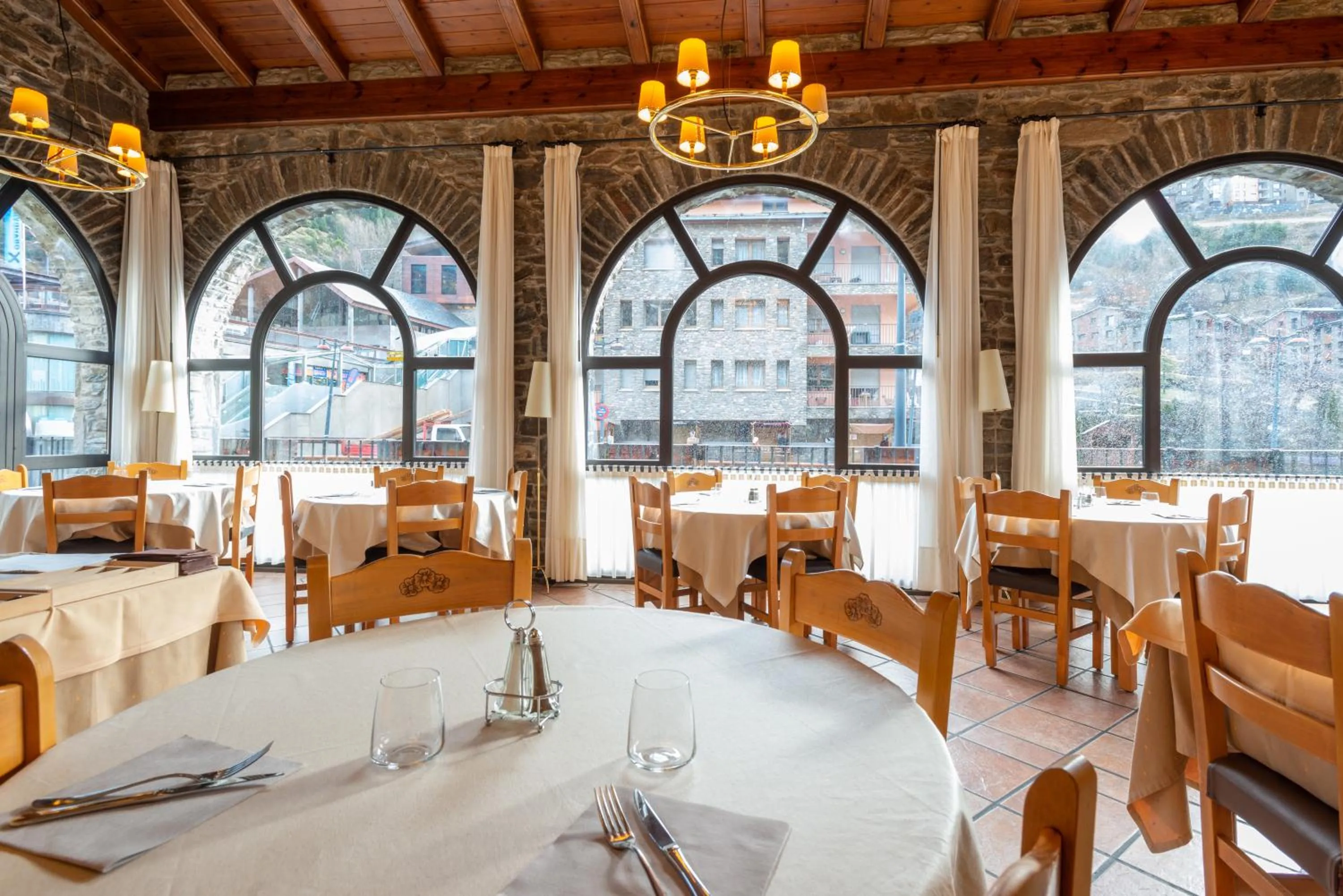 Restaurant/places to eat in Hotel Bonavida