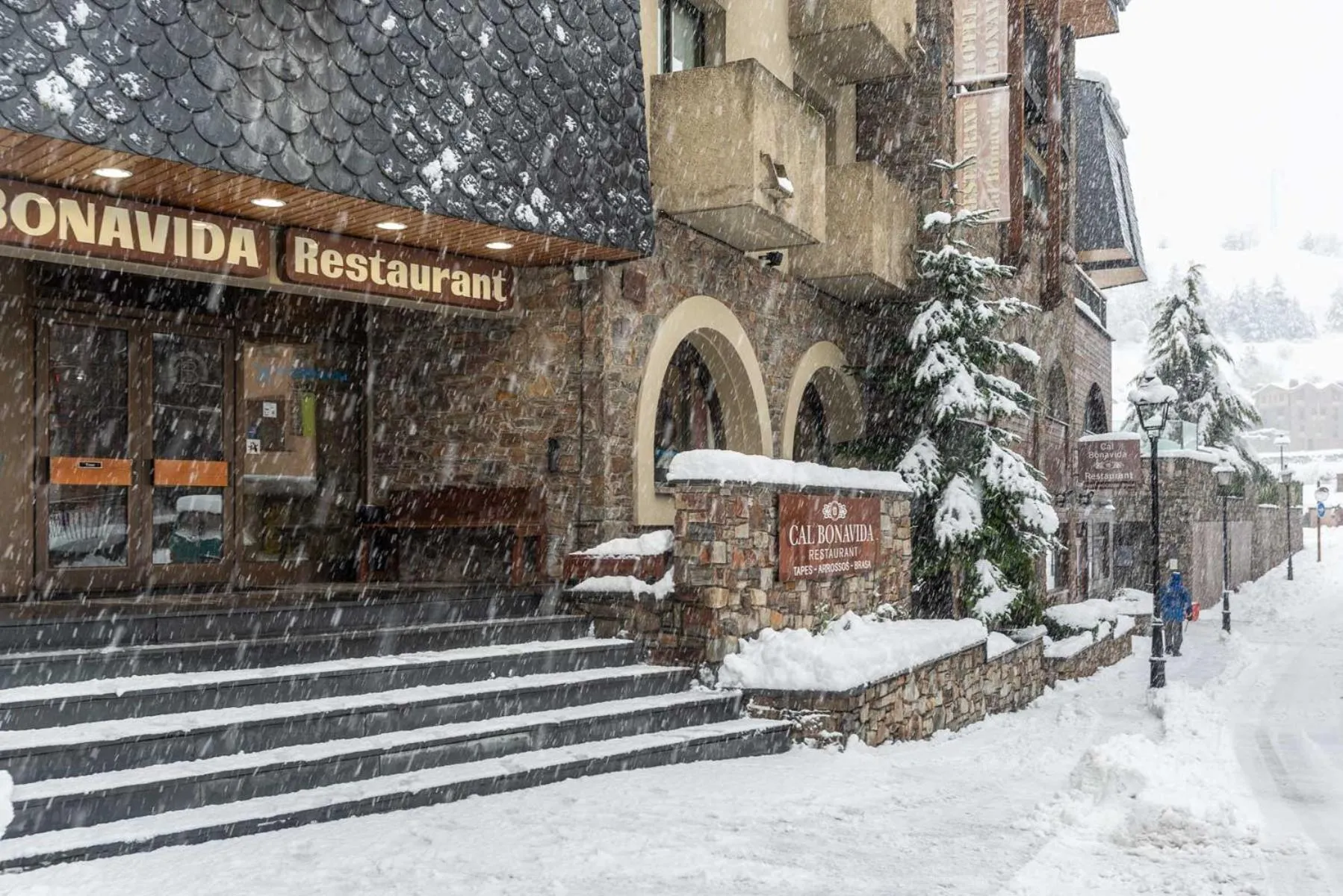 Skiing in Hotel Bonavida