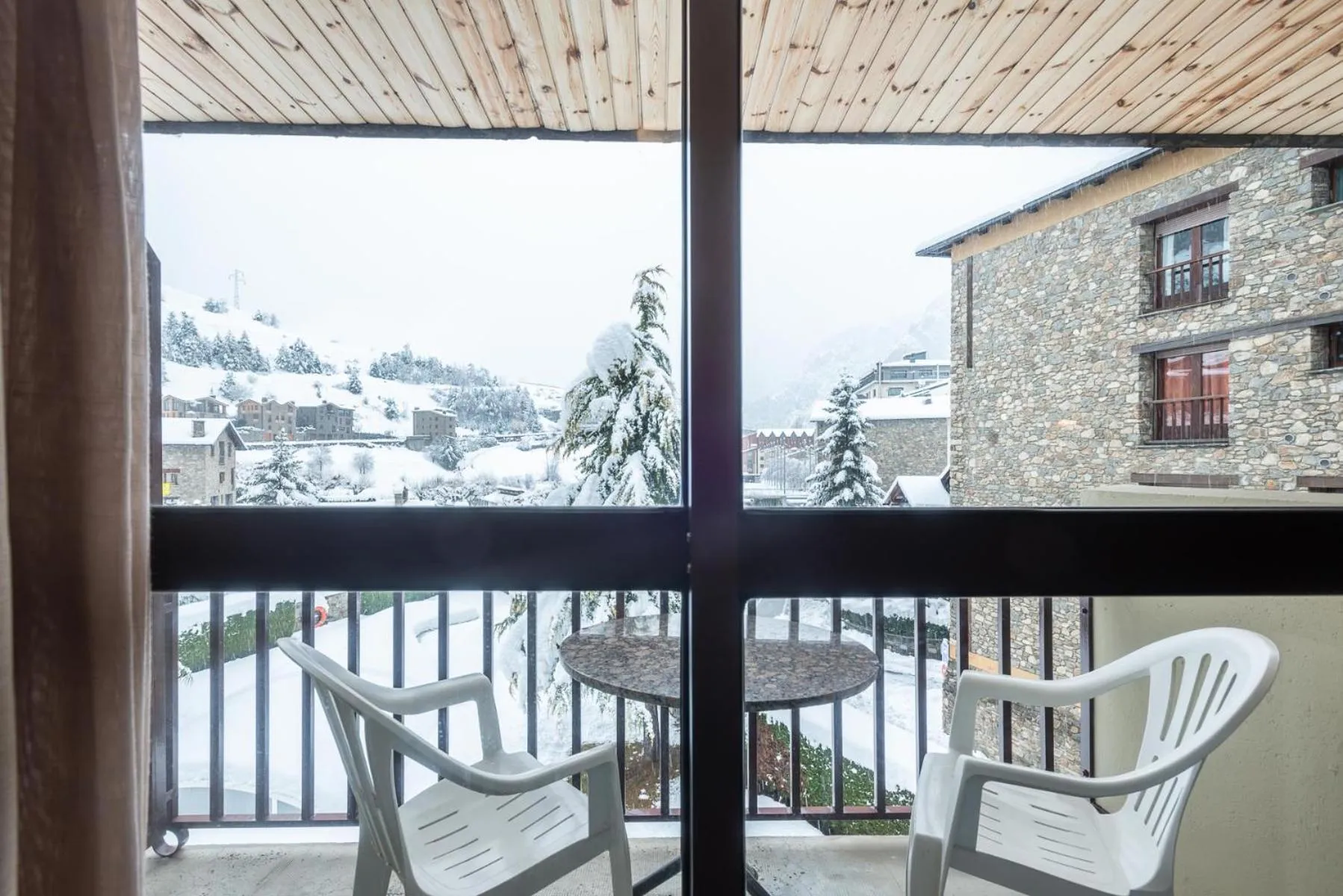 Skiing in Hotel Bonavida