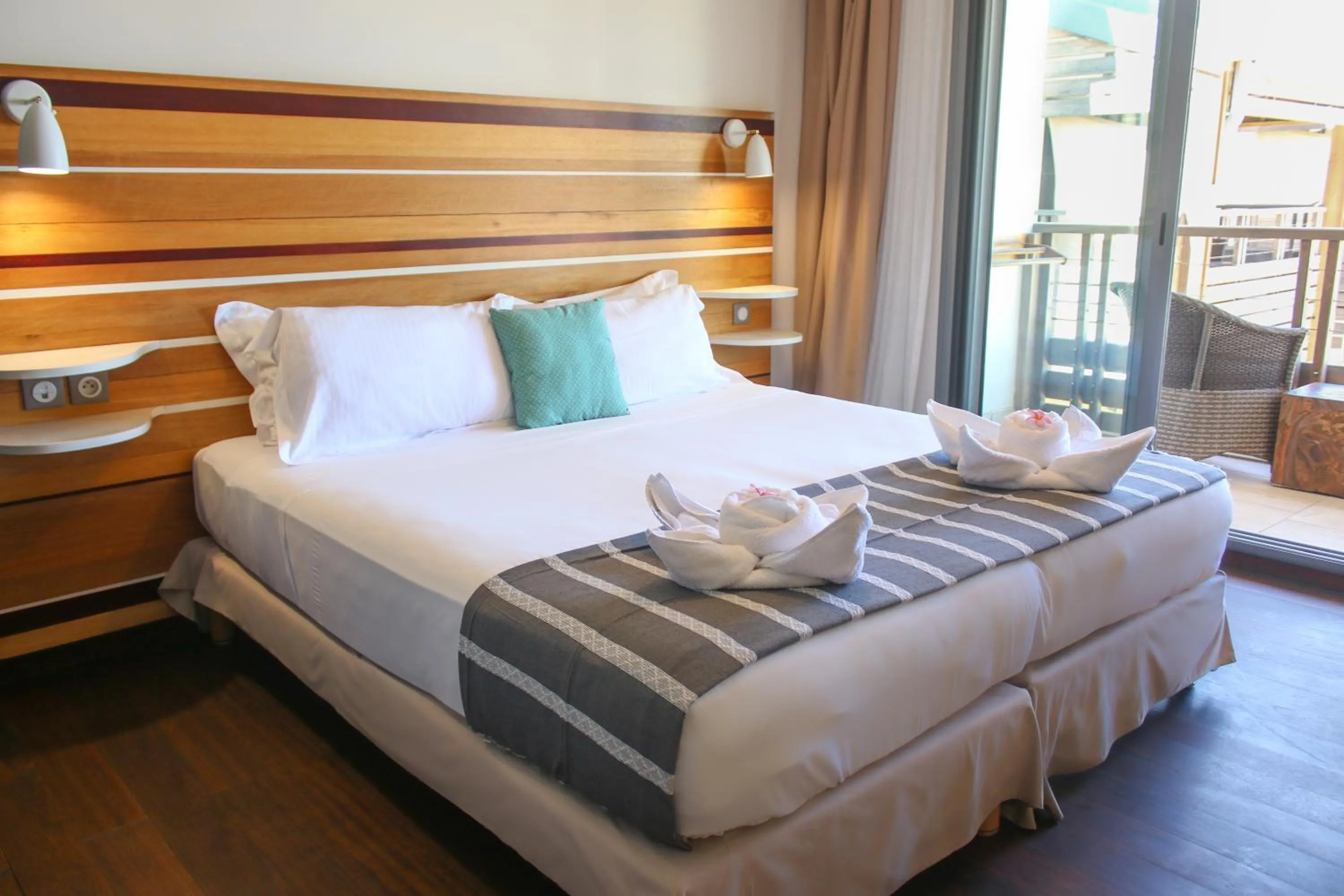 Bed in Le Battant Des Lames