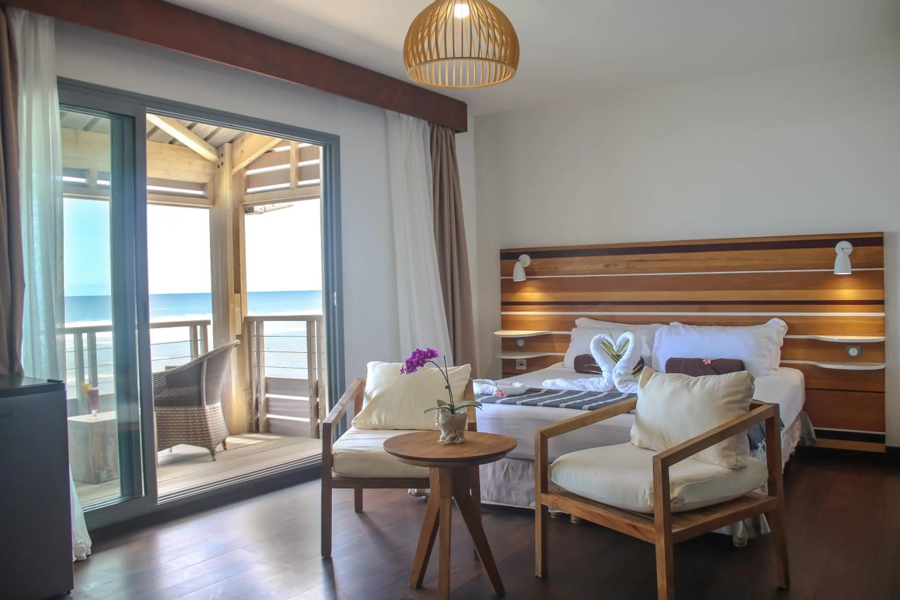 Bed in Le Battant Des Lames