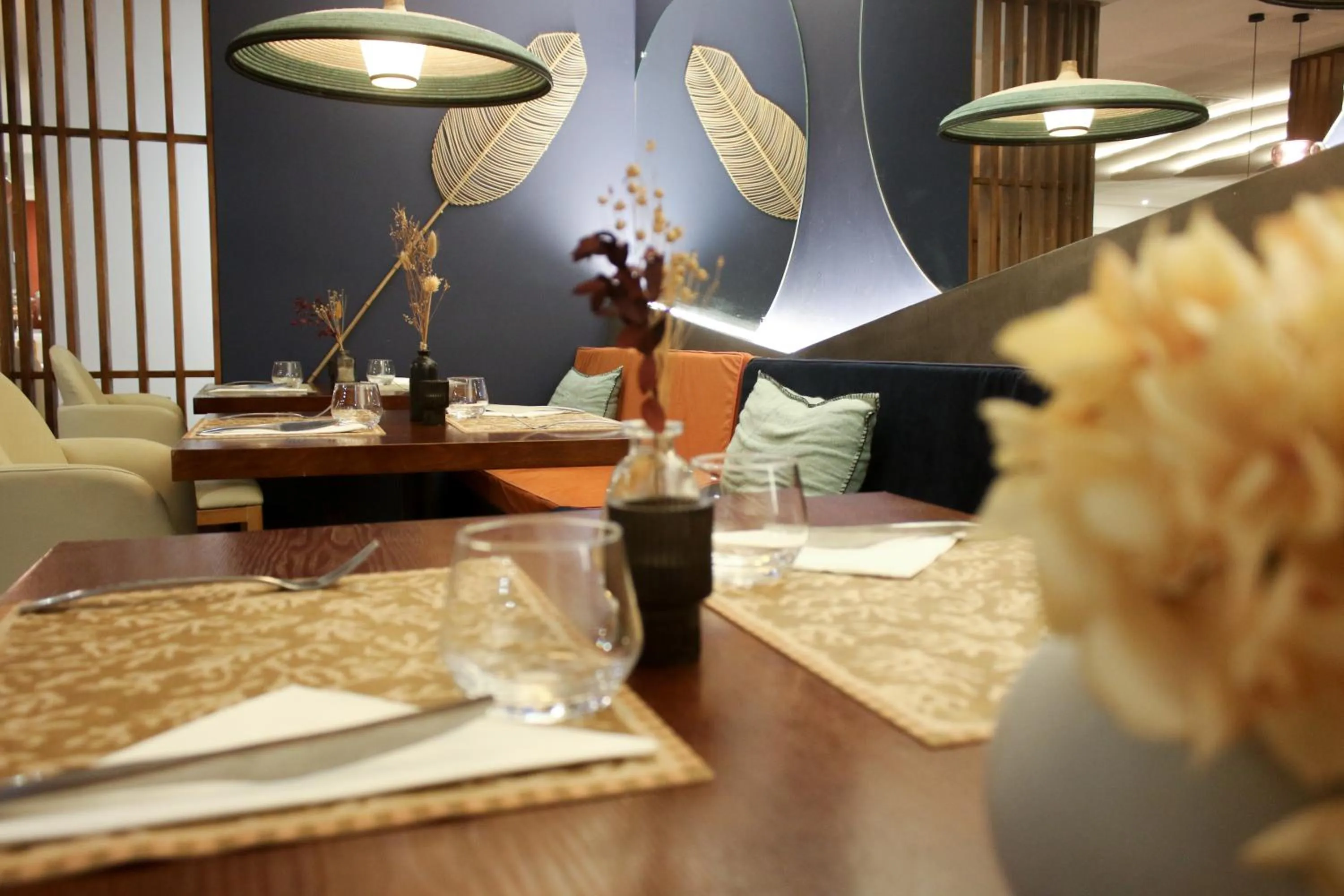 Restaurant/places to eat in Le Battant Des Lames