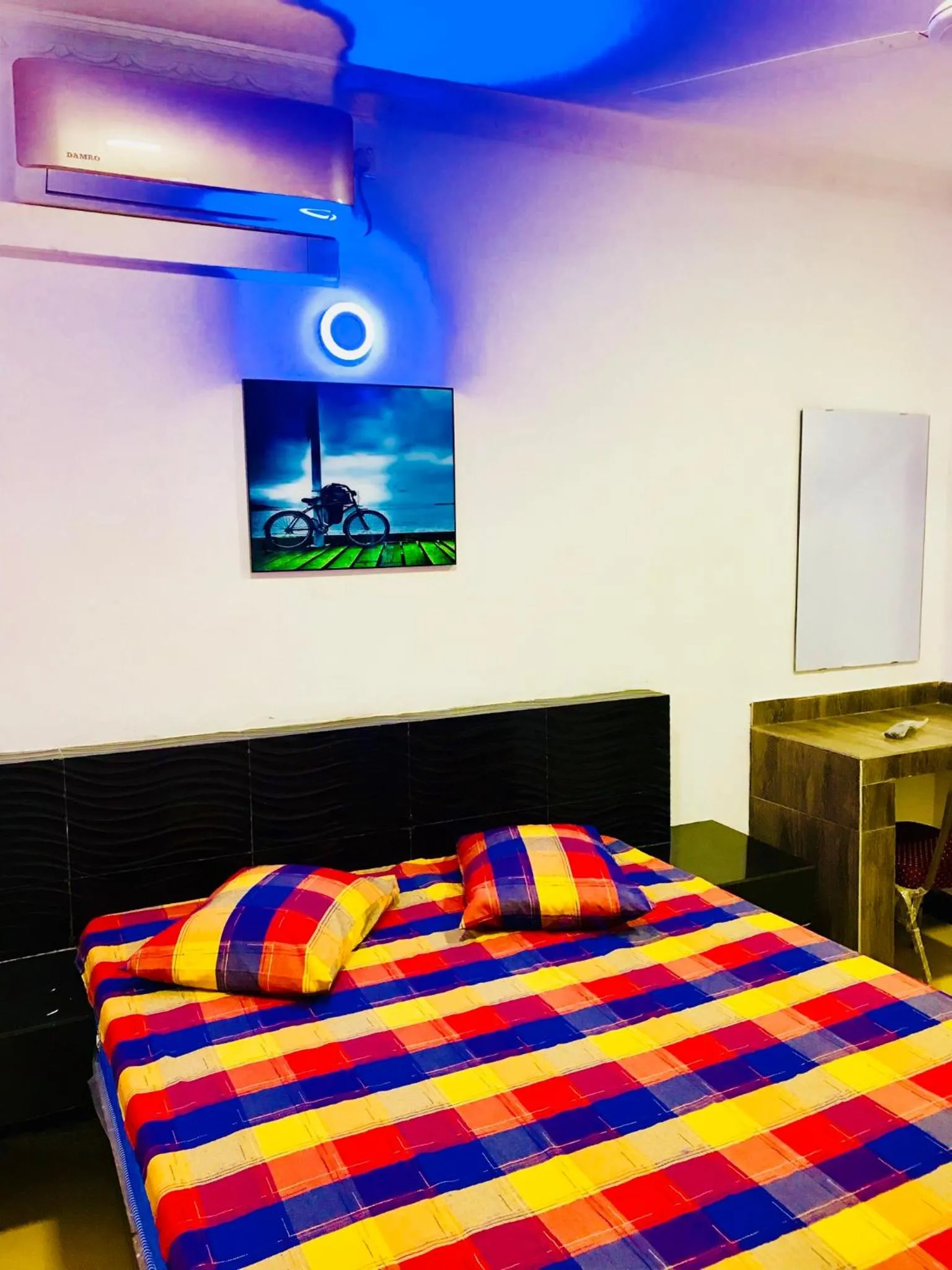Budget Double Room in Travellers Halt