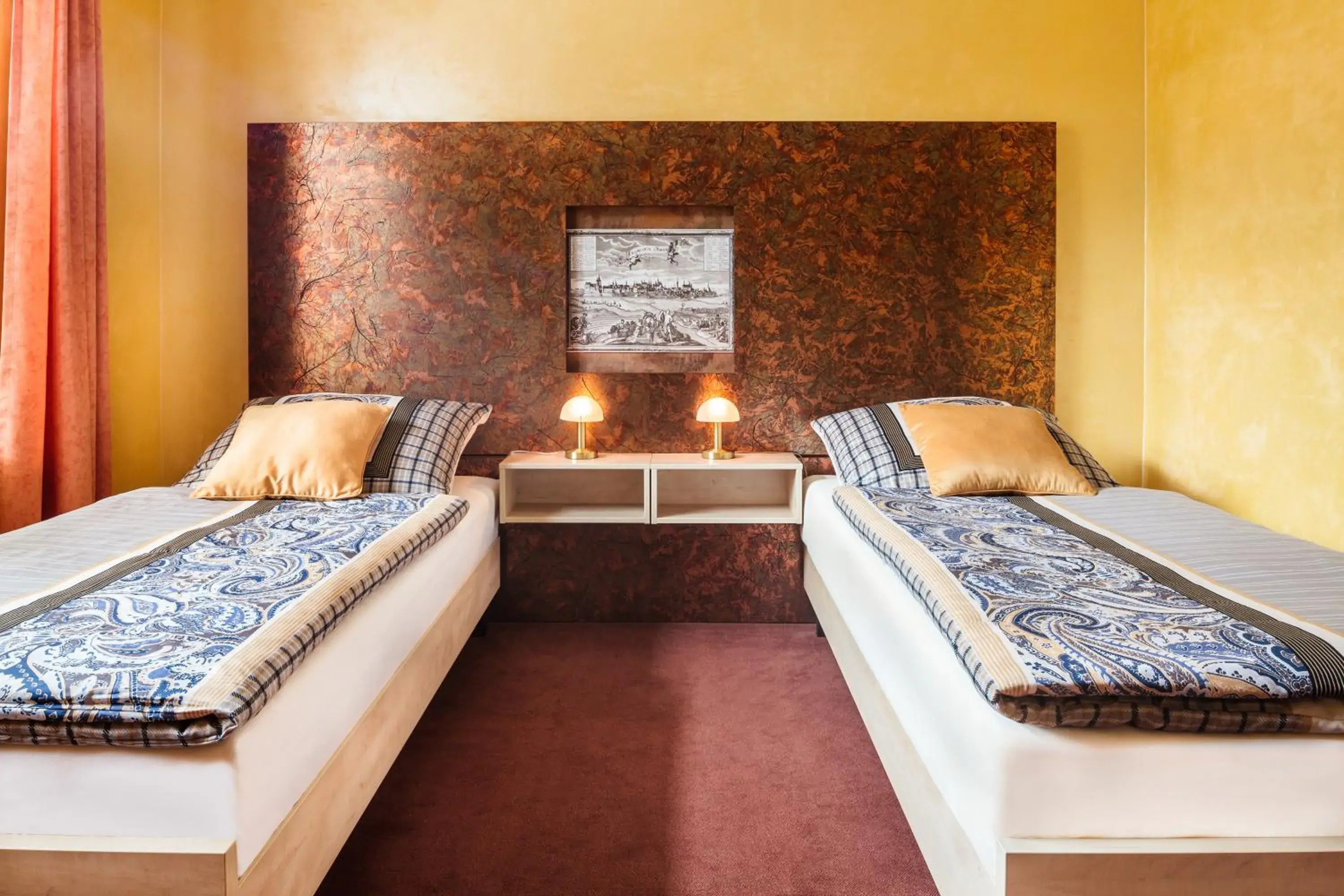 Twin Room - single occupancy in Hotel Conti Twin Room - single occupancy in Hotel Conti