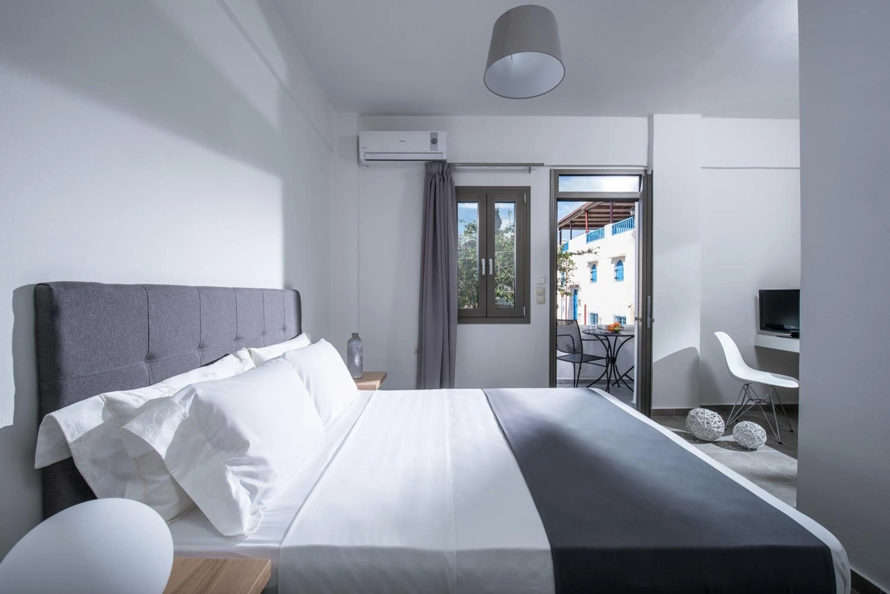 TV and multimedia in Casa Bianca Adults Only "by Checkin"