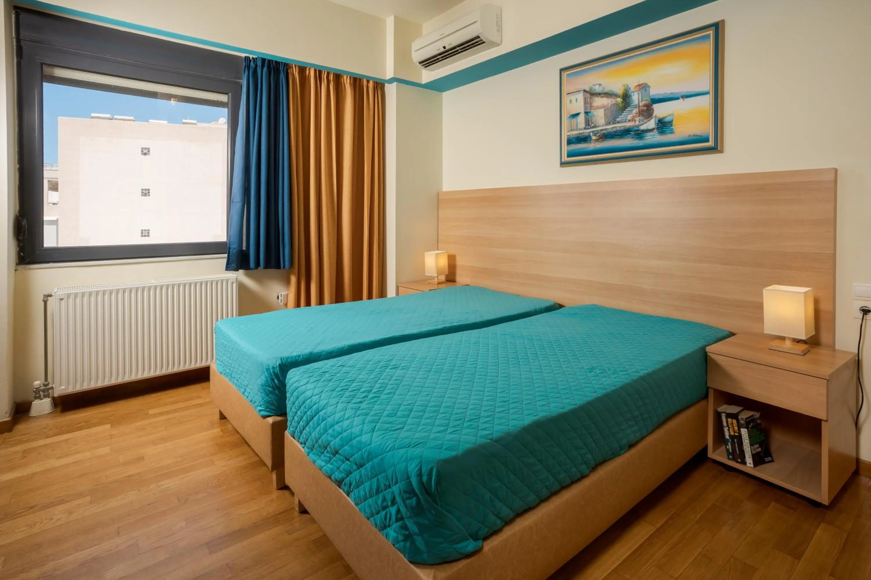 Bedroom, Bed in Panoramic Sea View