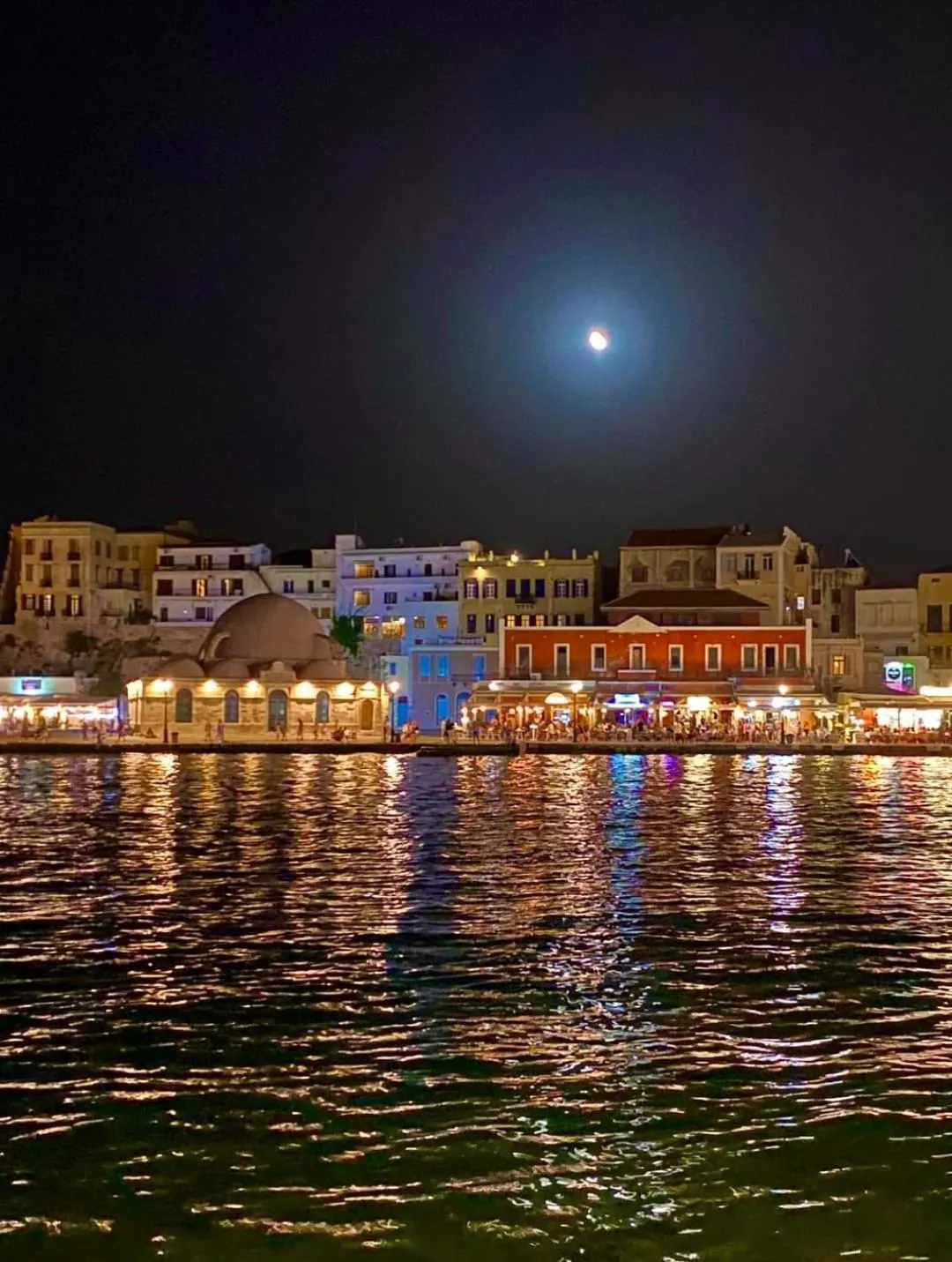 Restaurant/places to eat in Panoramic Sea View