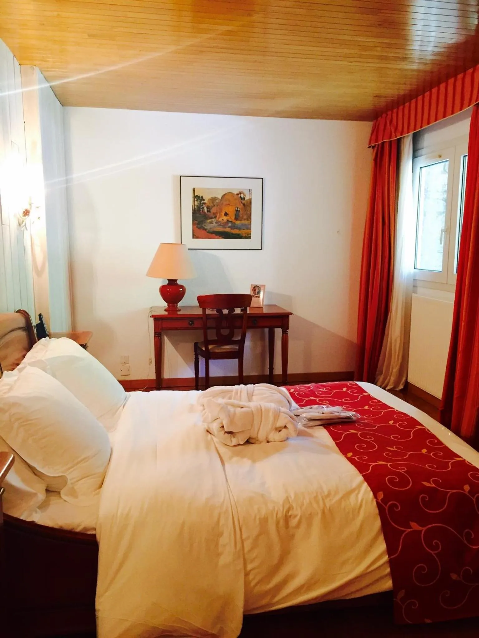 Bedroom, Bed in Hotel & SPA Llop Gris