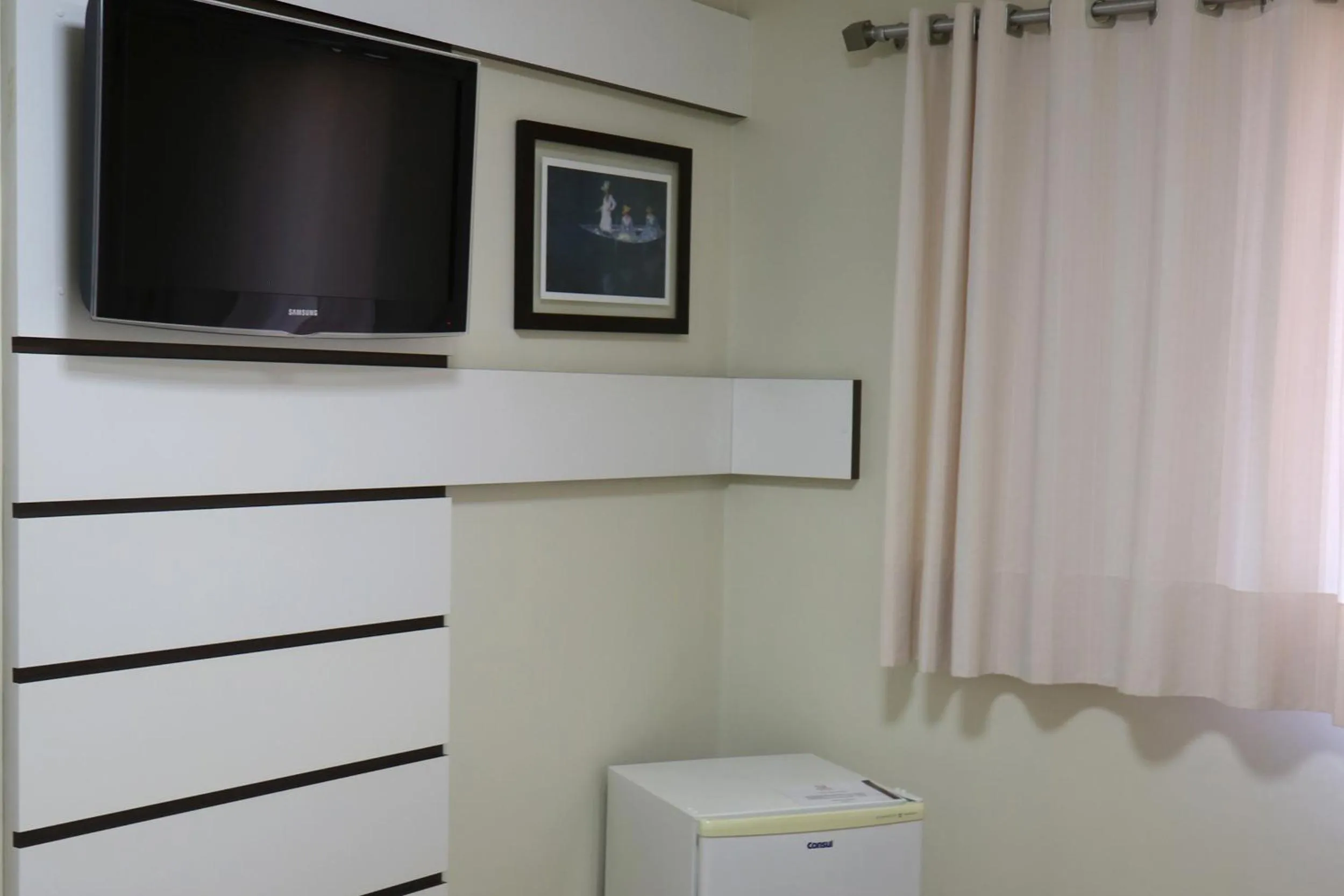 TV and multimedia in Tri Hotel Xanxerê