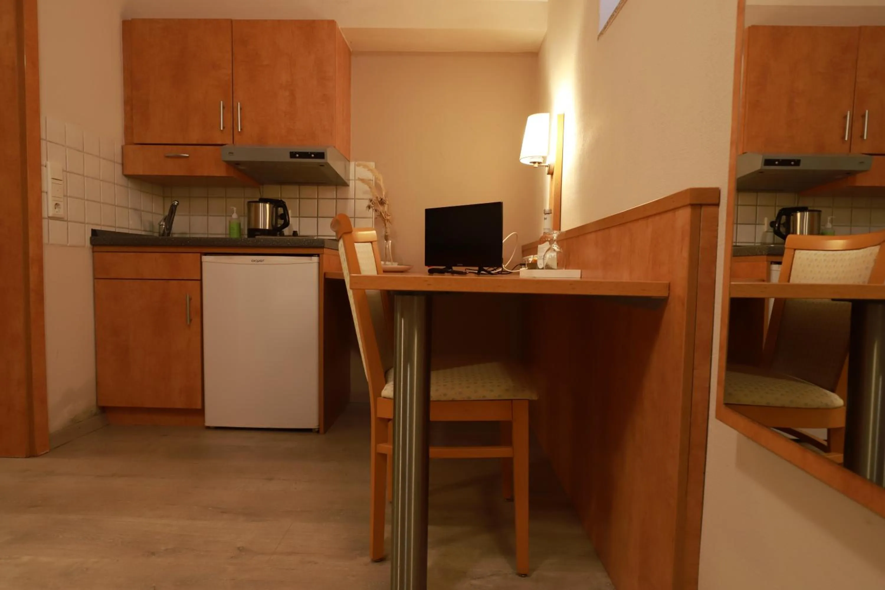 Kitchen or kitchenette in Hofgut Langenborn Wohnen auf Zeit möblierte Apartments Aschaffenburg Alzenau Frankfurt