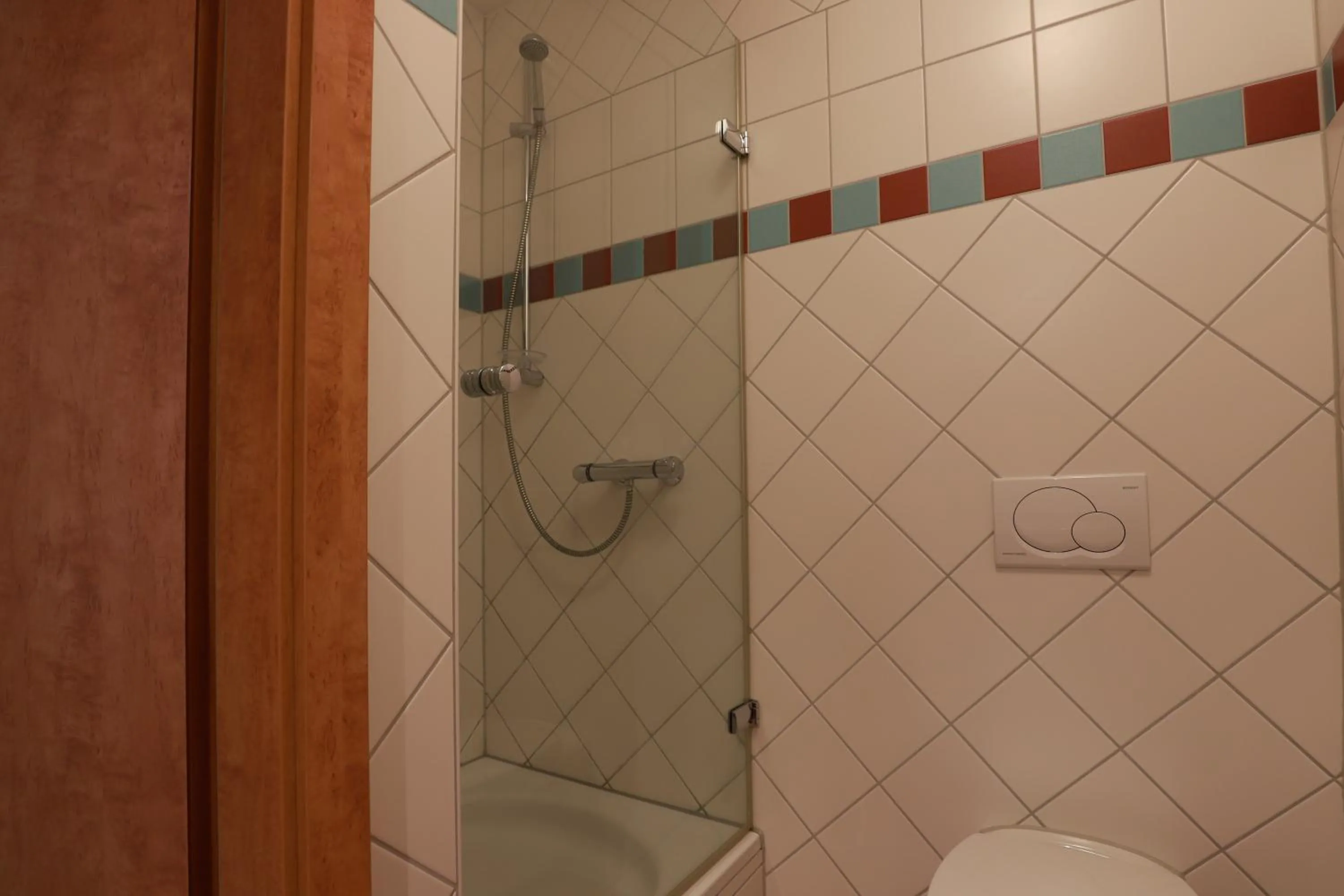 Bathroom in Hofgut Langenborn Wohnen auf Zeit möblierte Apartments Aschaffenburg Alzenau Frankfurt