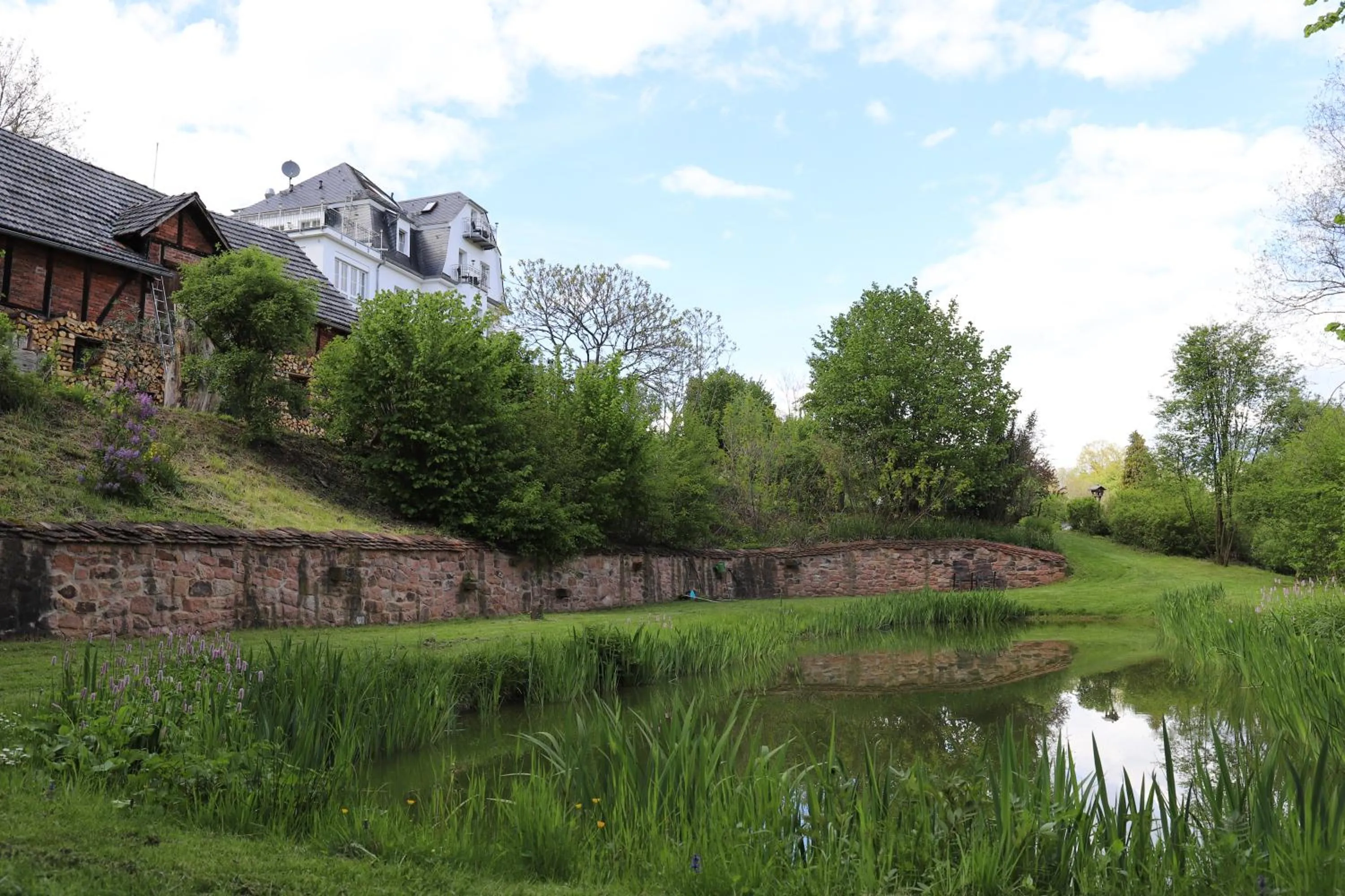 Natural landscape in Hofgut Langenborn Wohnen auf Zeit möblierte Apartments Aschaffenburg Alzenau Frankfurt