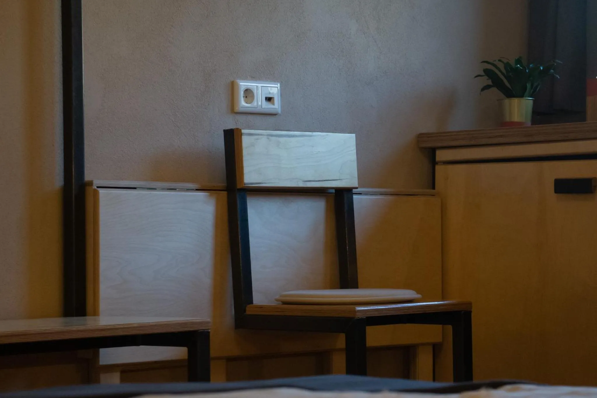 hair dresser in Hofgut Langenborn Wohnen auf Zeit möblierte Apartments Aschaffenburg Alzenau Frankfurt