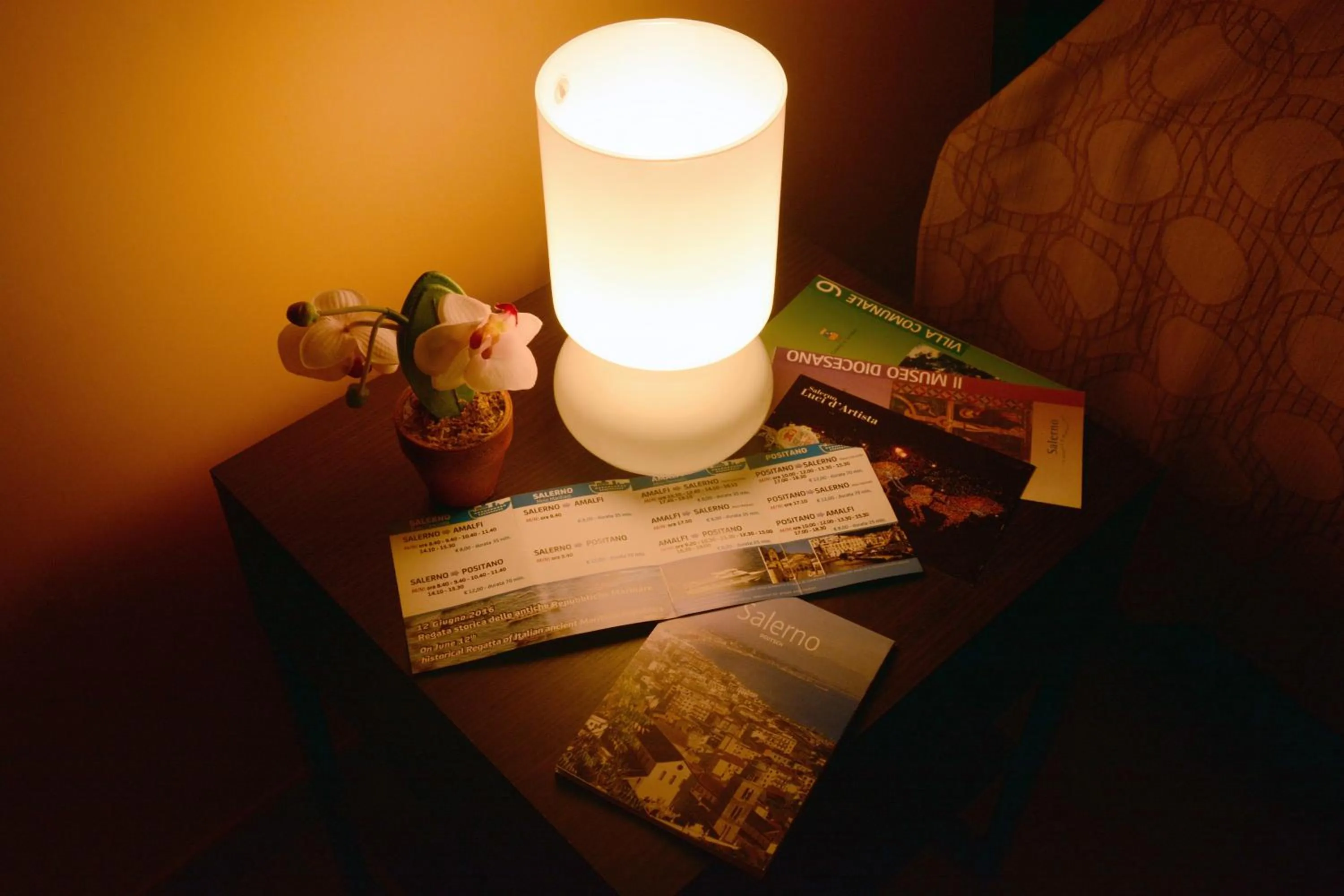 Bedroom in Grigio Pesca