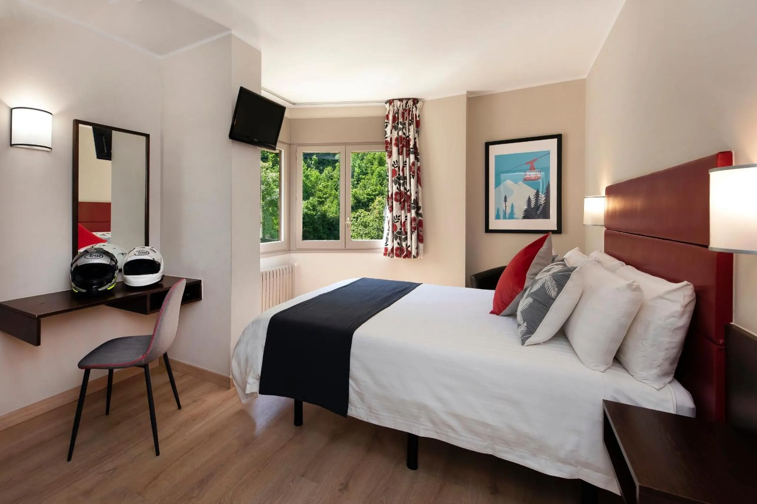 Photo of the whole room, Bed in Hotel Palarine