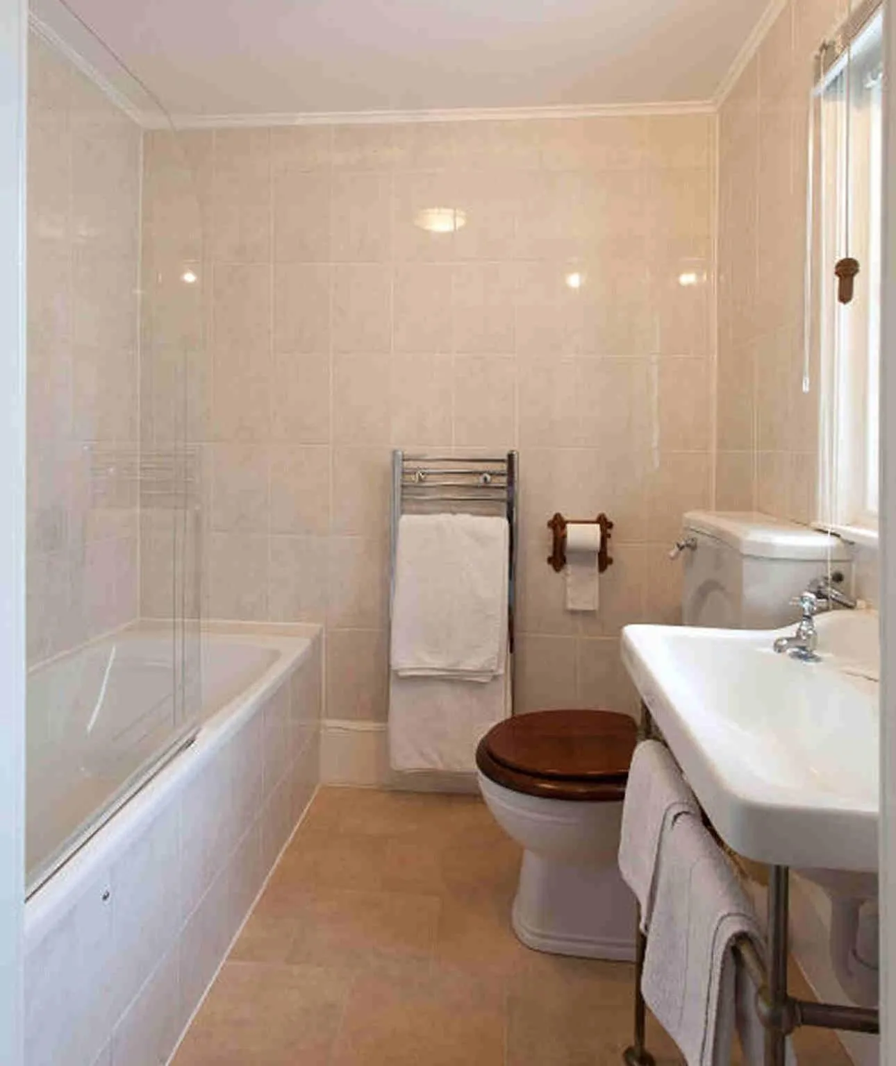 Bathroom in Hollybank House