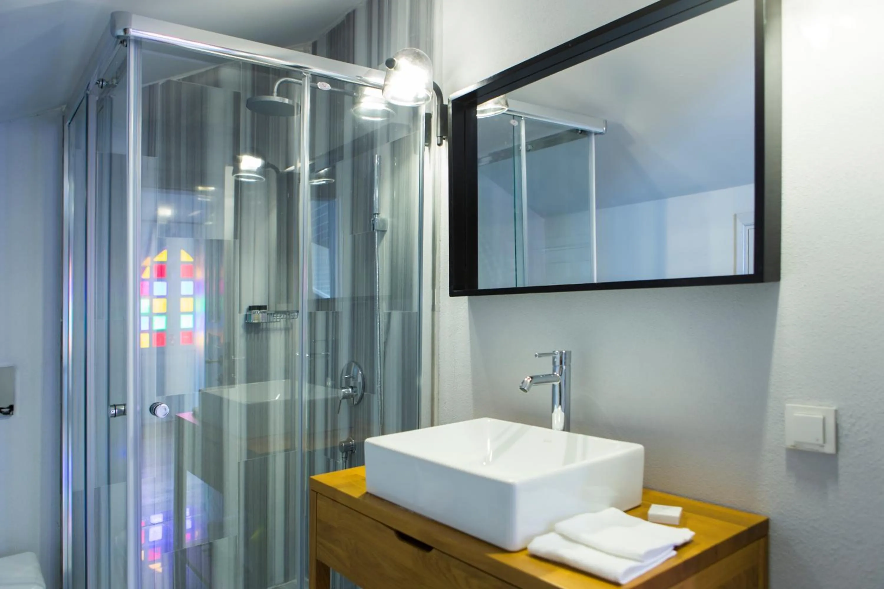 Property building in Serguzest Otel