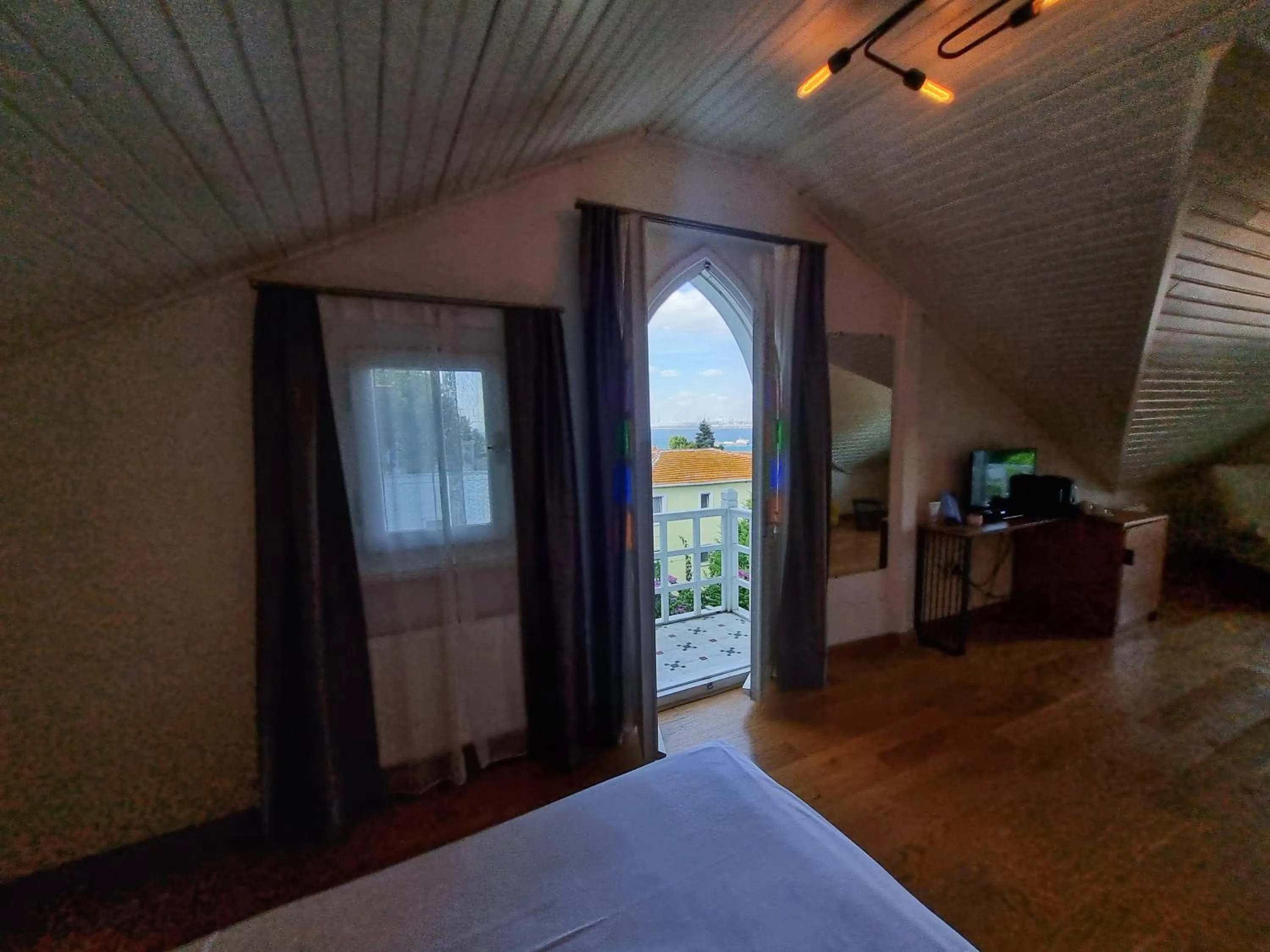 Bed in Serguzest Otel