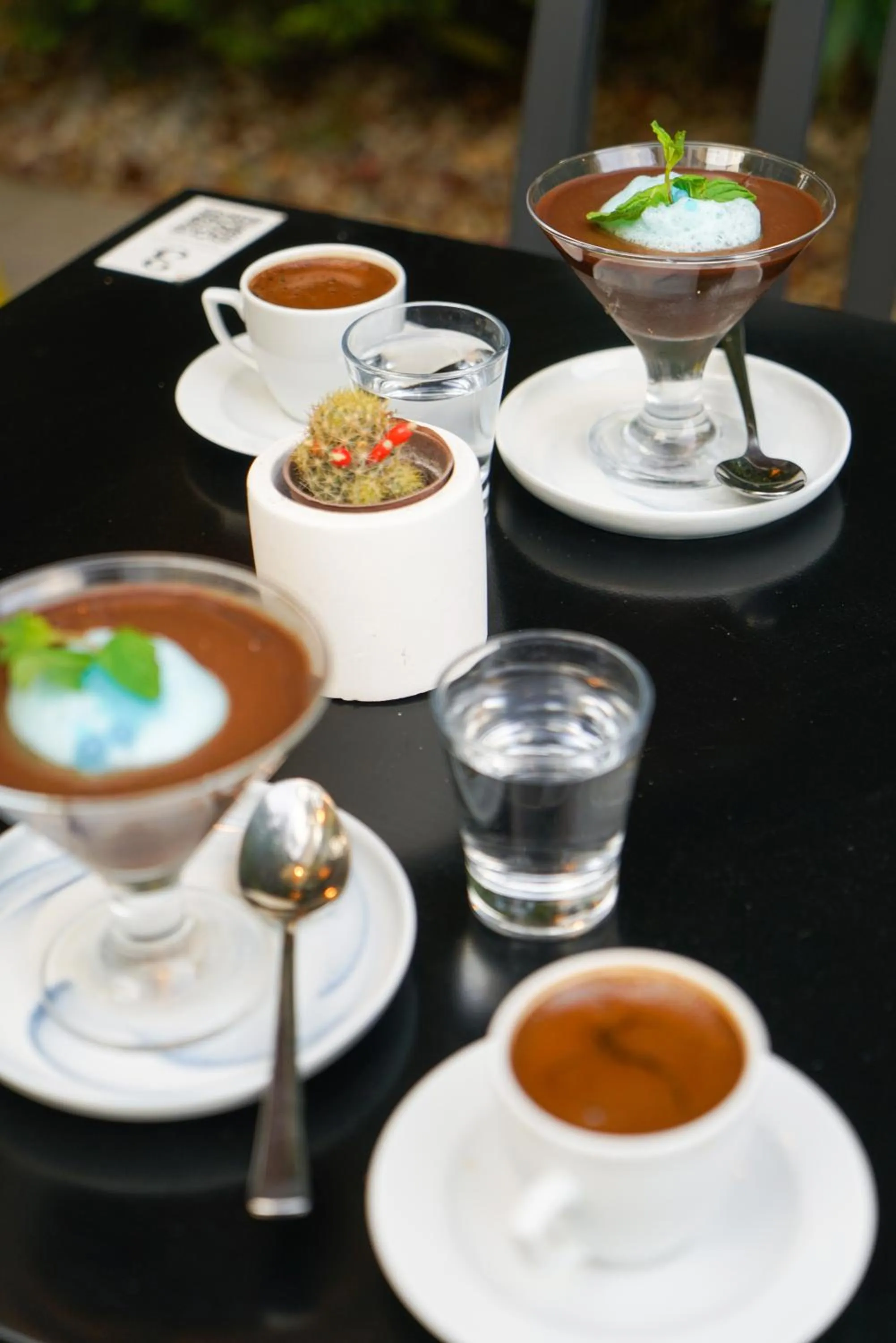 Restaurant/places to eat in Serguzest Otel