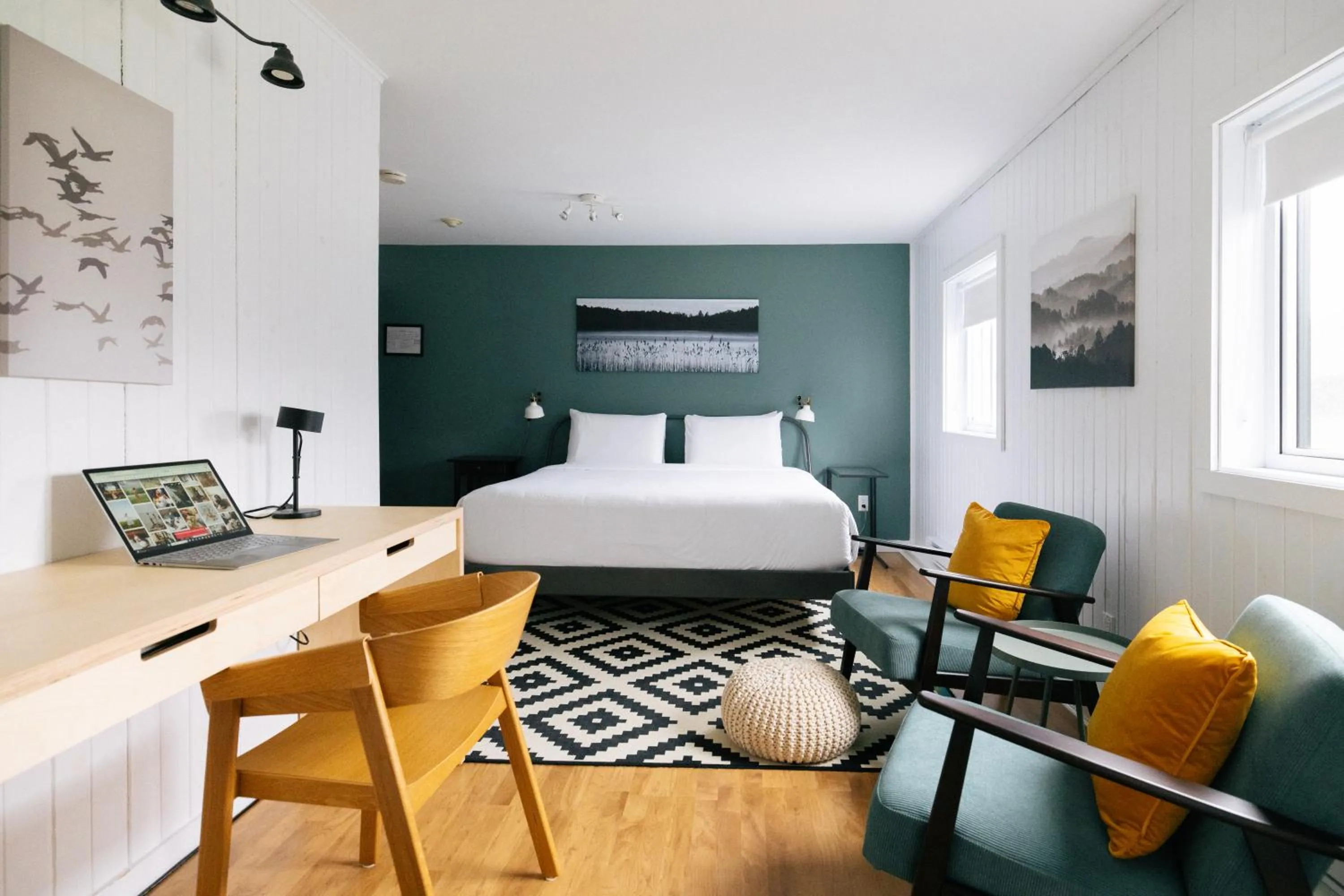 Photo of the whole room, Bed in Beatnik Hotel