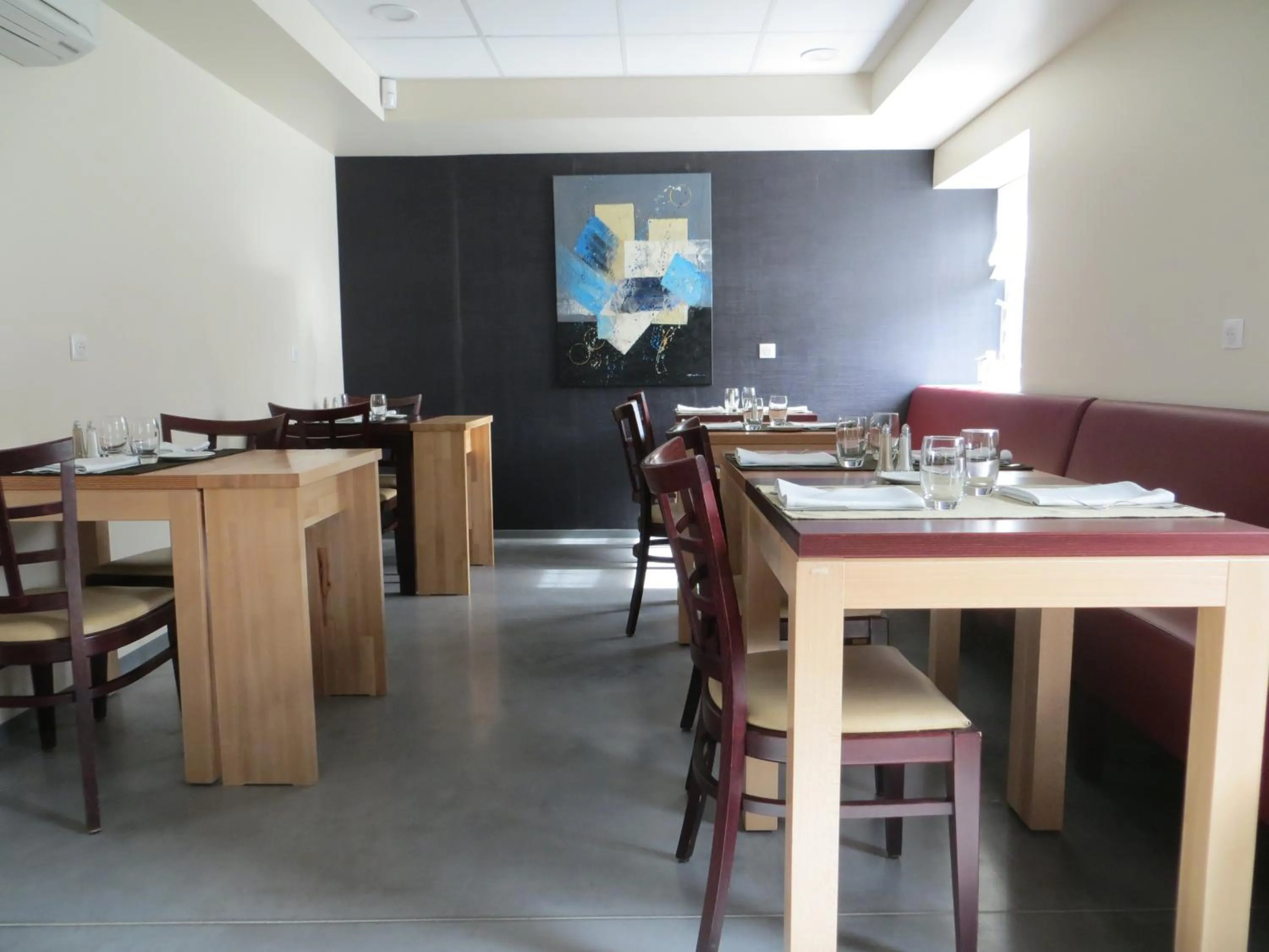 Restaurant/places to eat in Auberge Bressane de Buellas