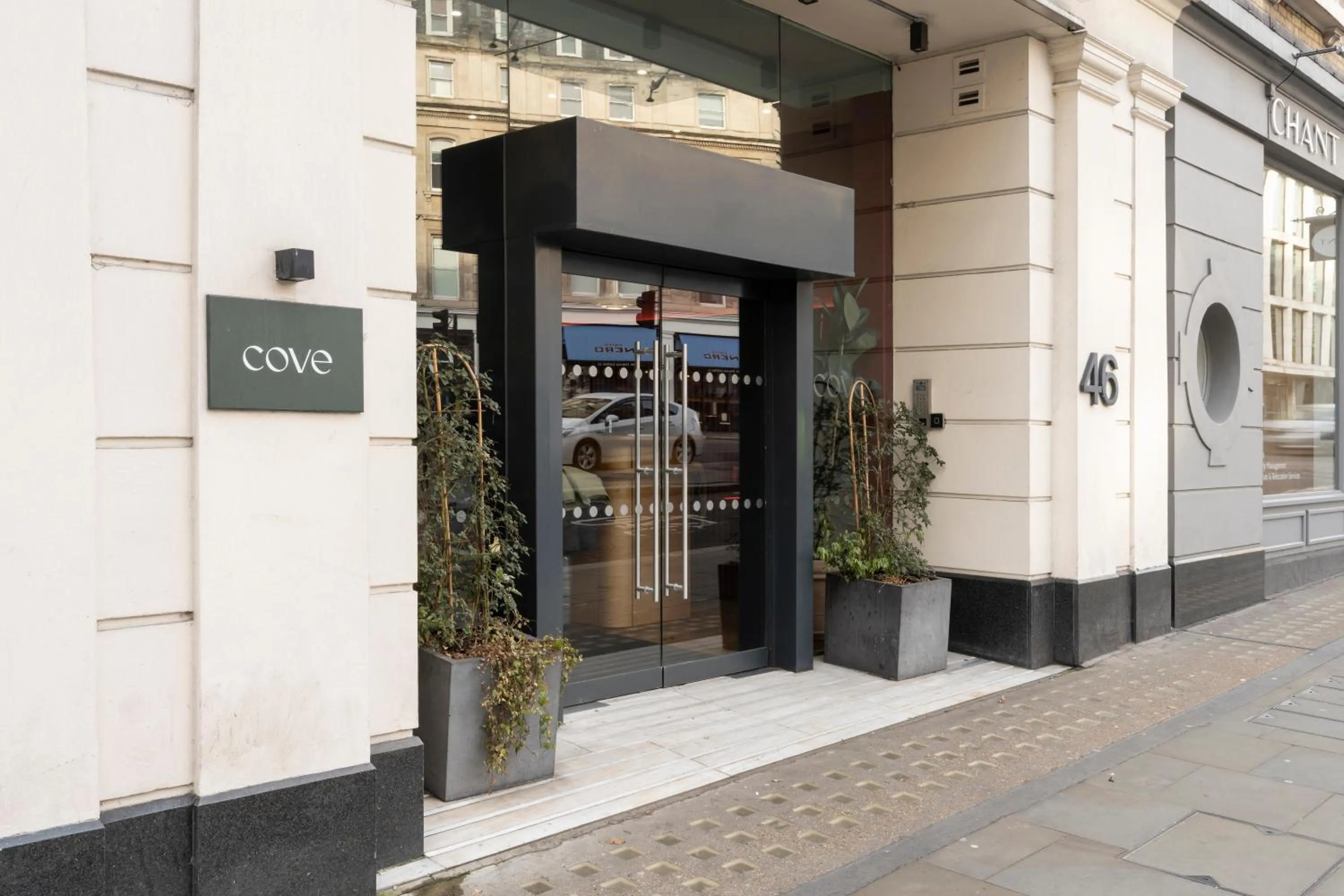 Facade/entrance in COVE Cannon Street
