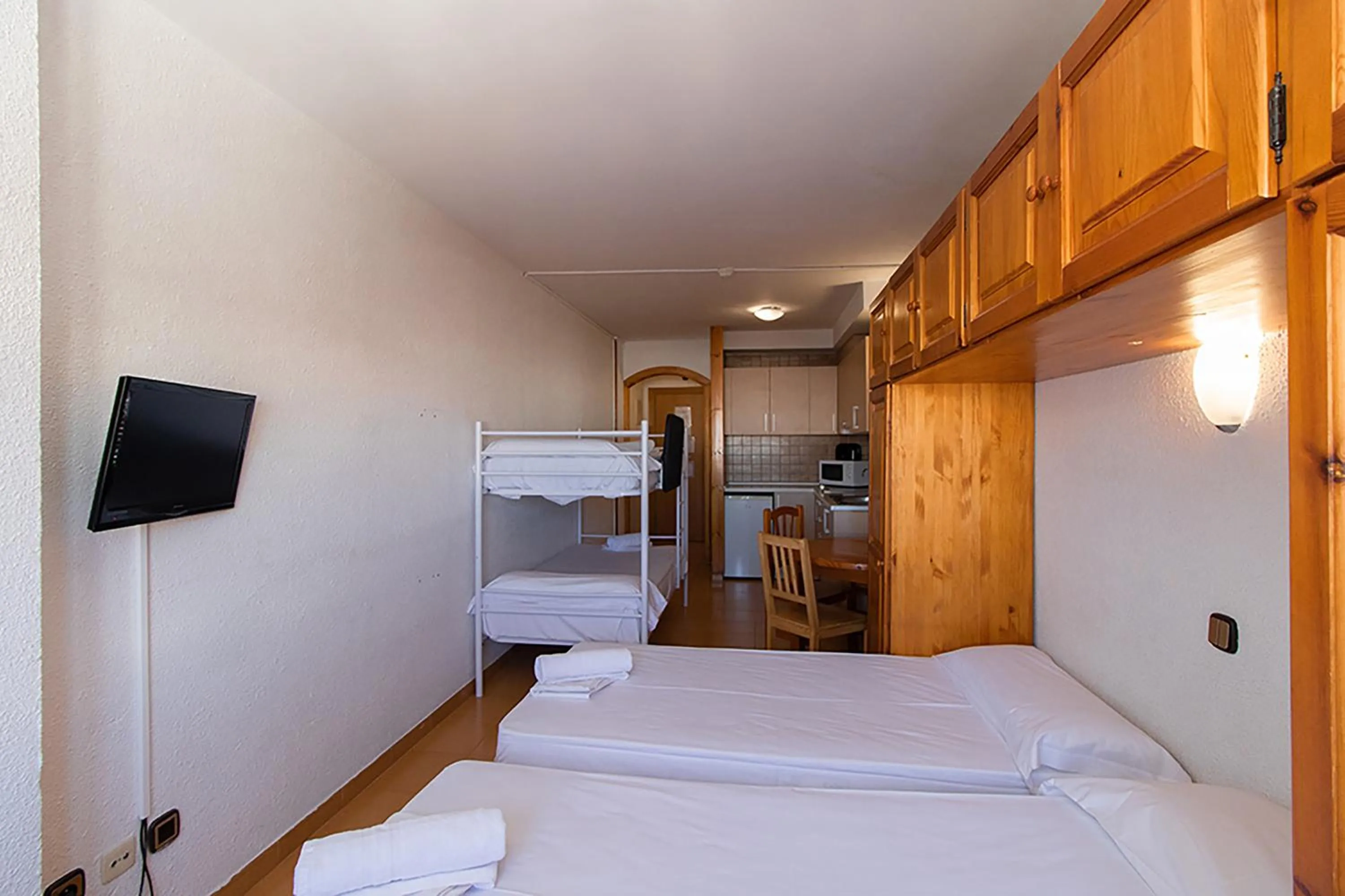 Bed in Estudis Turístics Cims Pas 3000