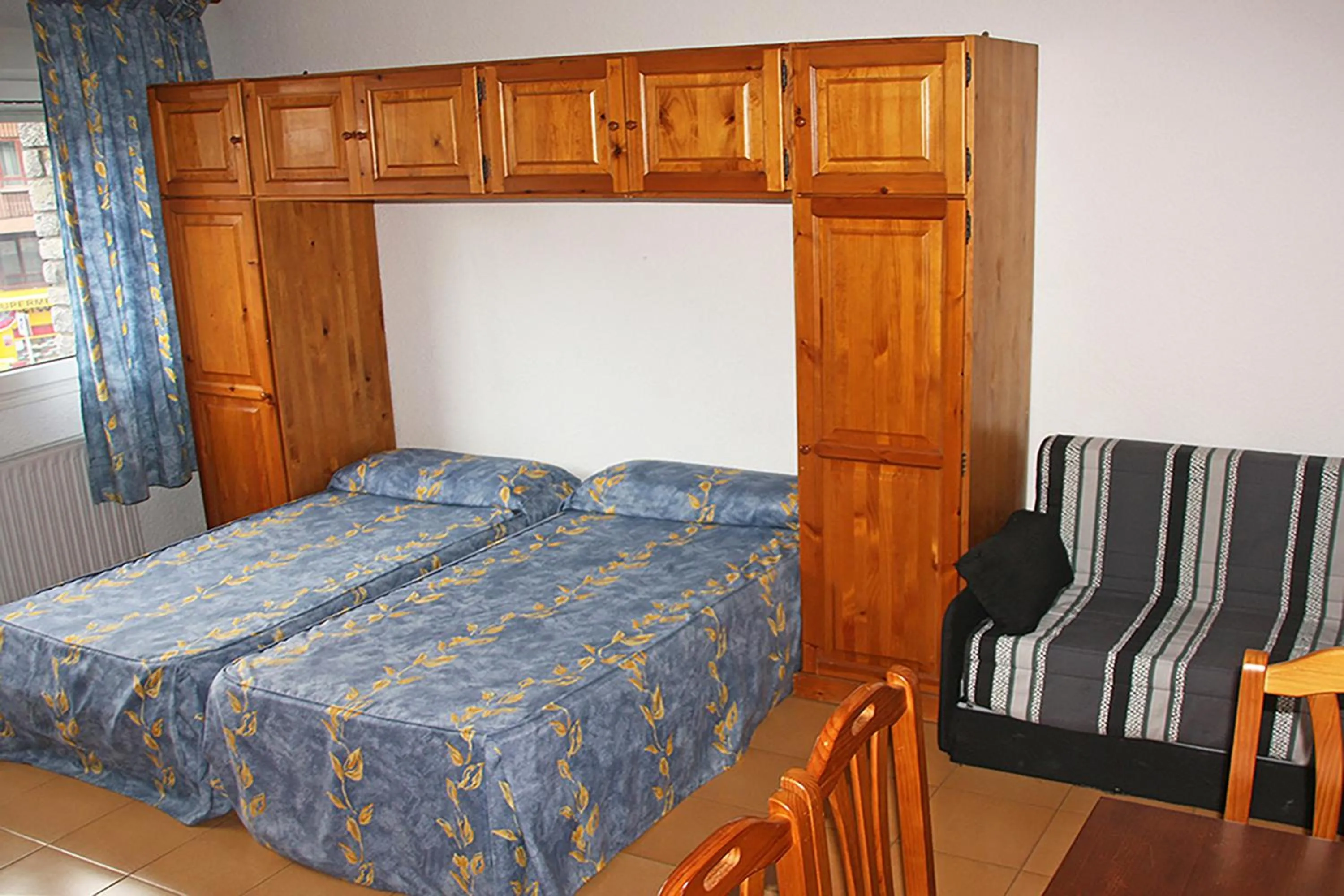 Bedroom, Bed in Estudis Turístics Cims Pas 3000