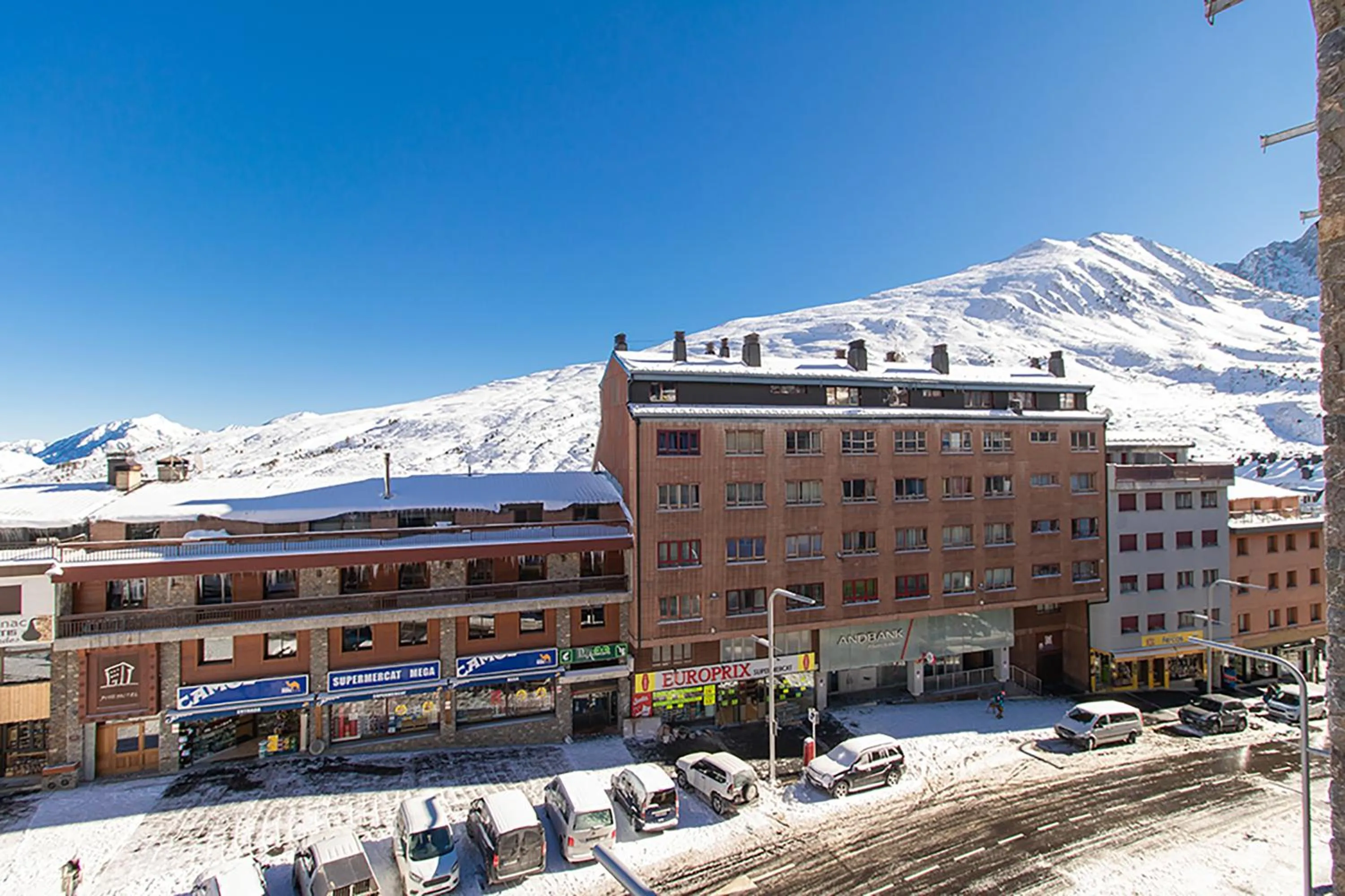 Winter in Estudis Turístics Cims Pas 3000