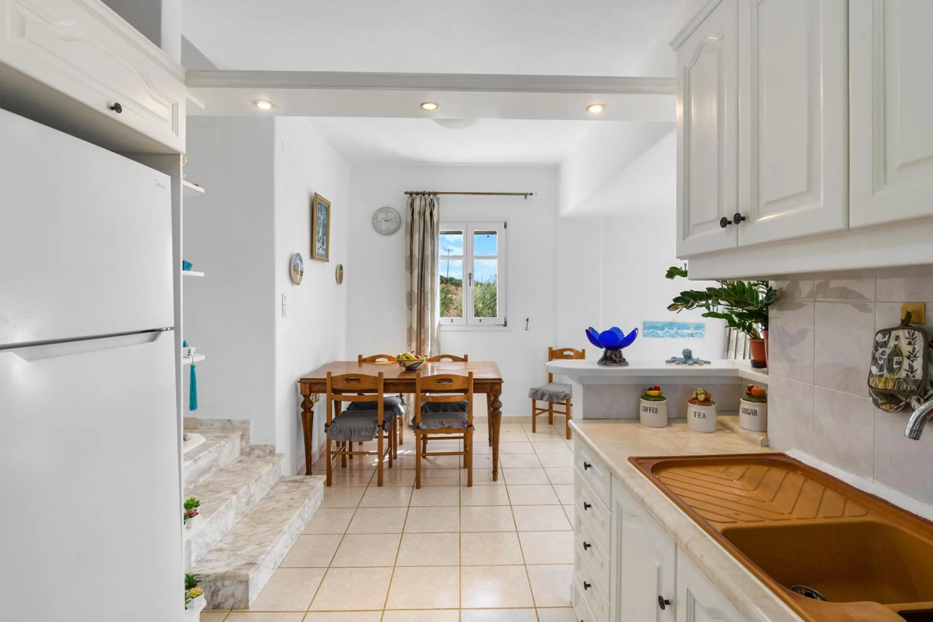 Kitchen or kitchenette in Anthoula's Sea View Apartment