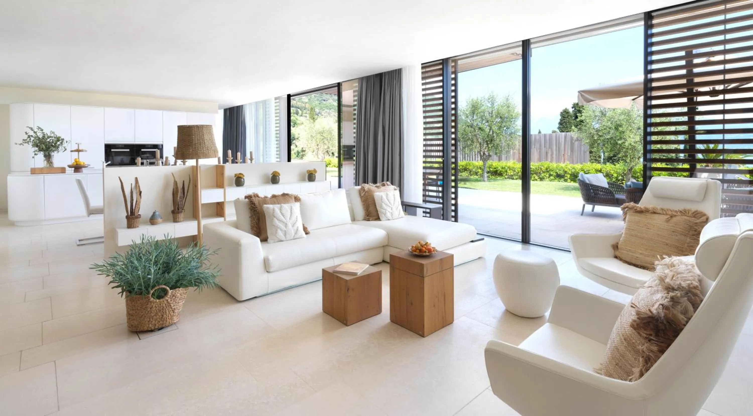 Living room in Eden Reserve Hotel